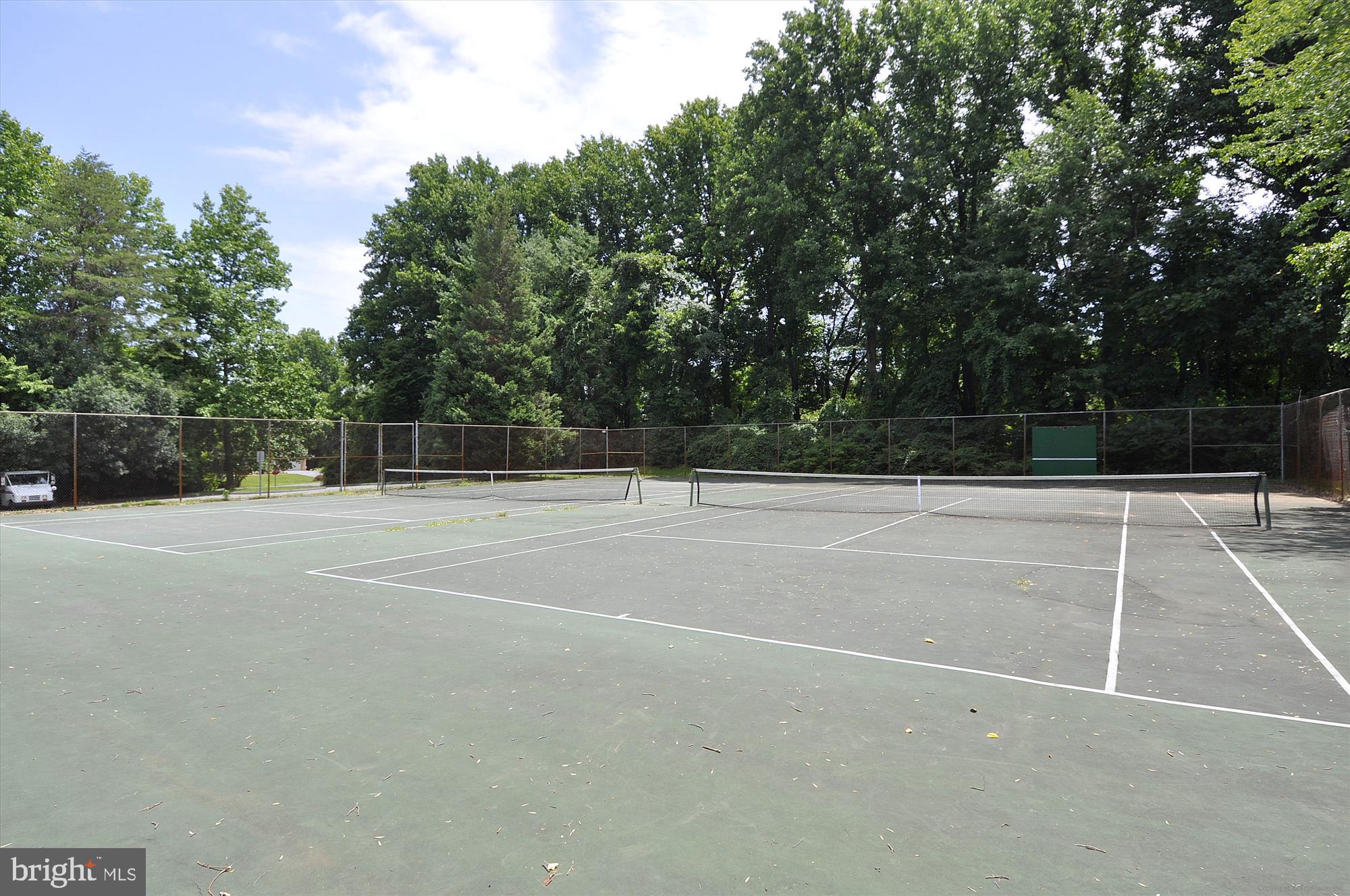 NAPLES MANOR - Residential