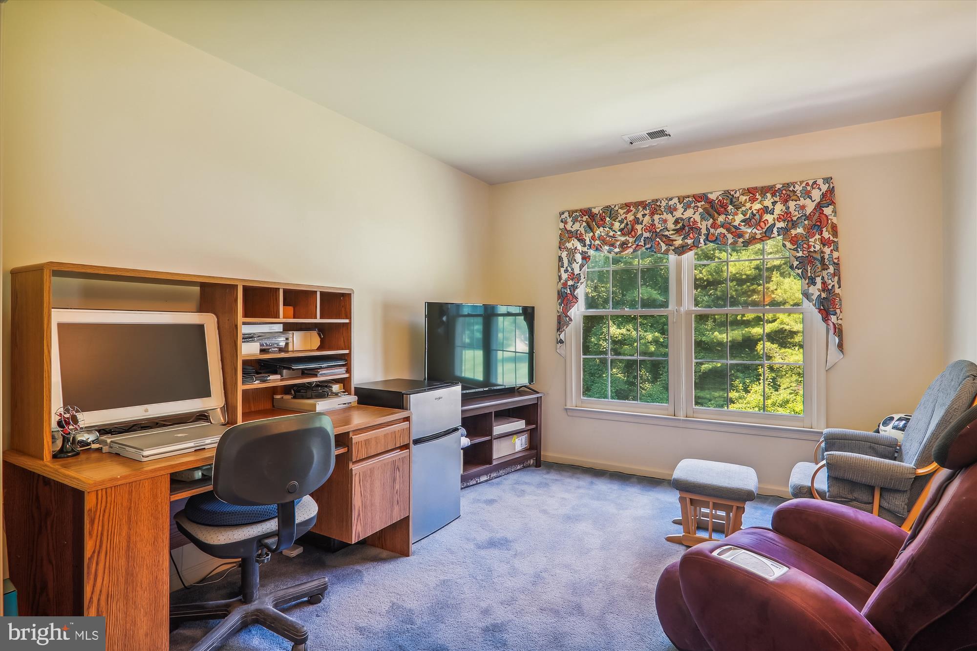 NAPLES MANOR - Residential