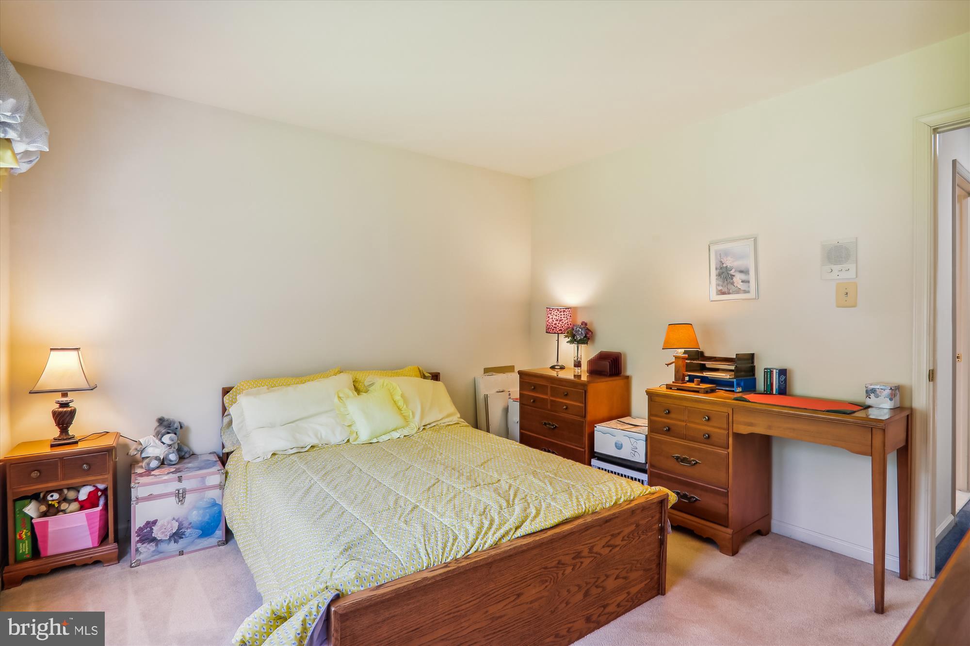 NAPLES MANOR - Residential