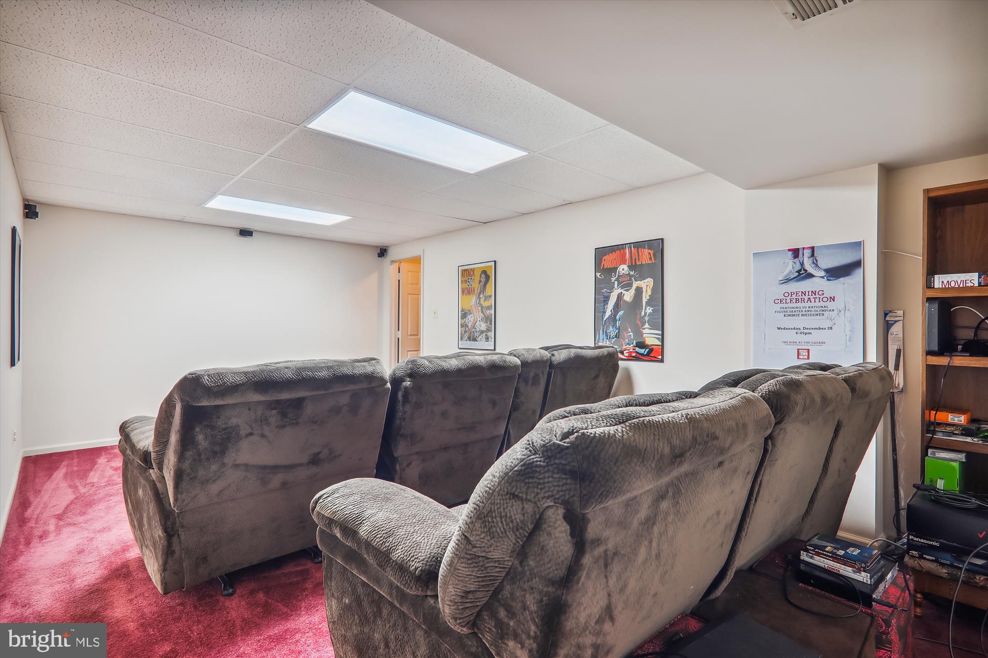 NAPLES MANOR - Residential