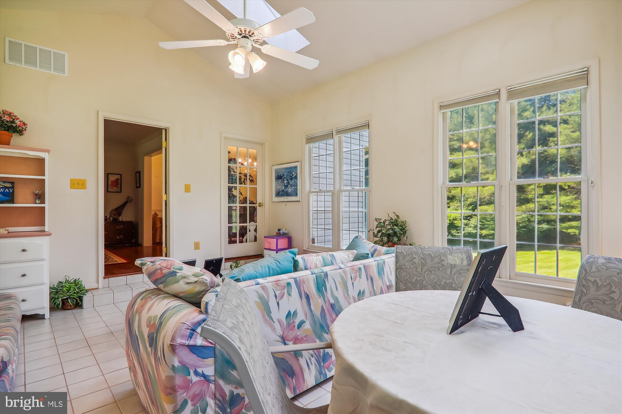 NAPLES MANOR - Residential