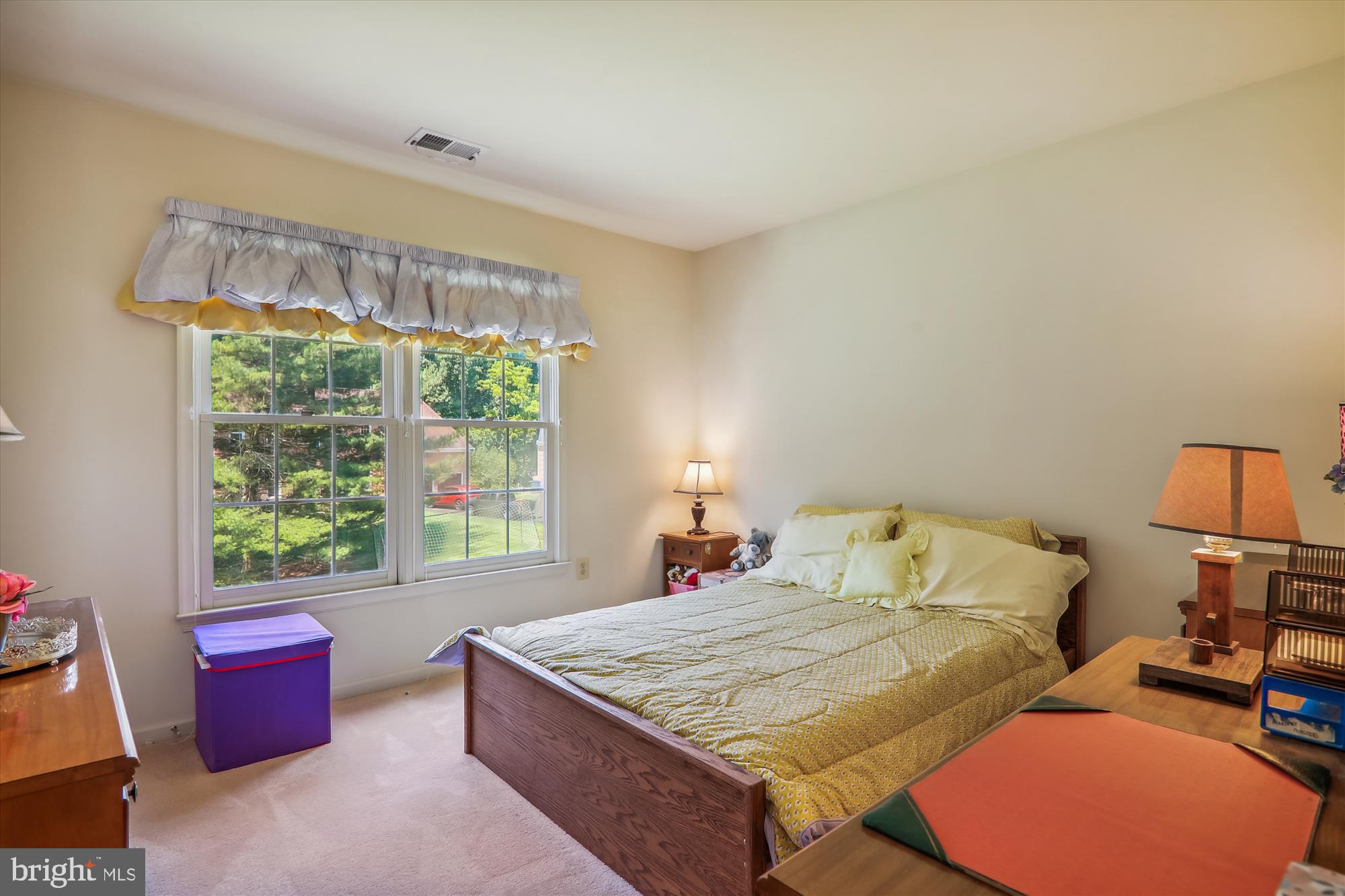 NAPLES MANOR - Residential