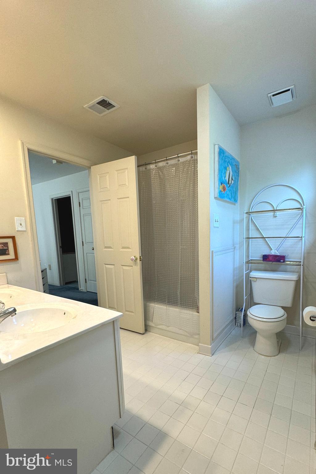 NAPLES MANOR - Residential