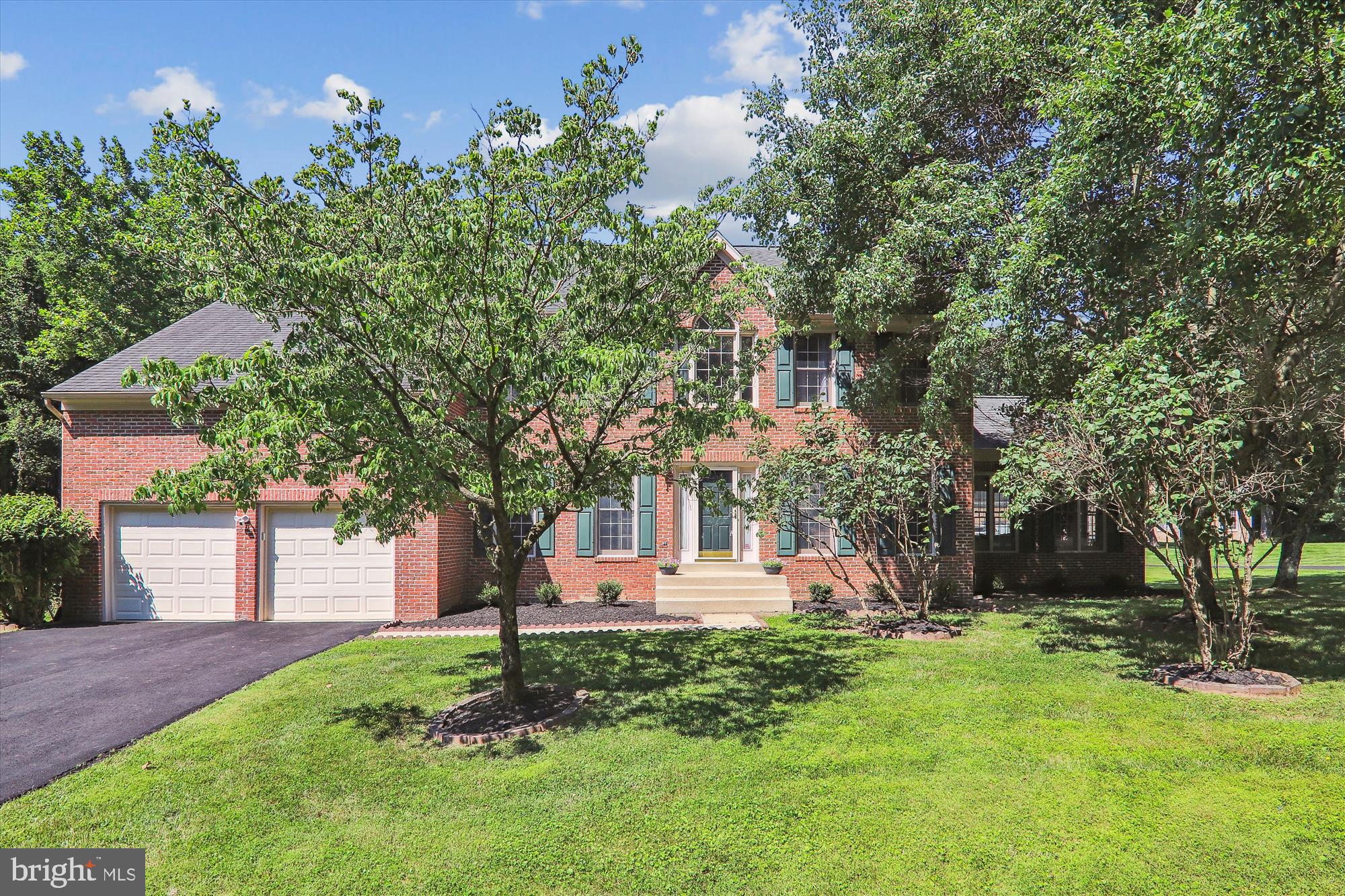 NAPLES MANOR - Residential