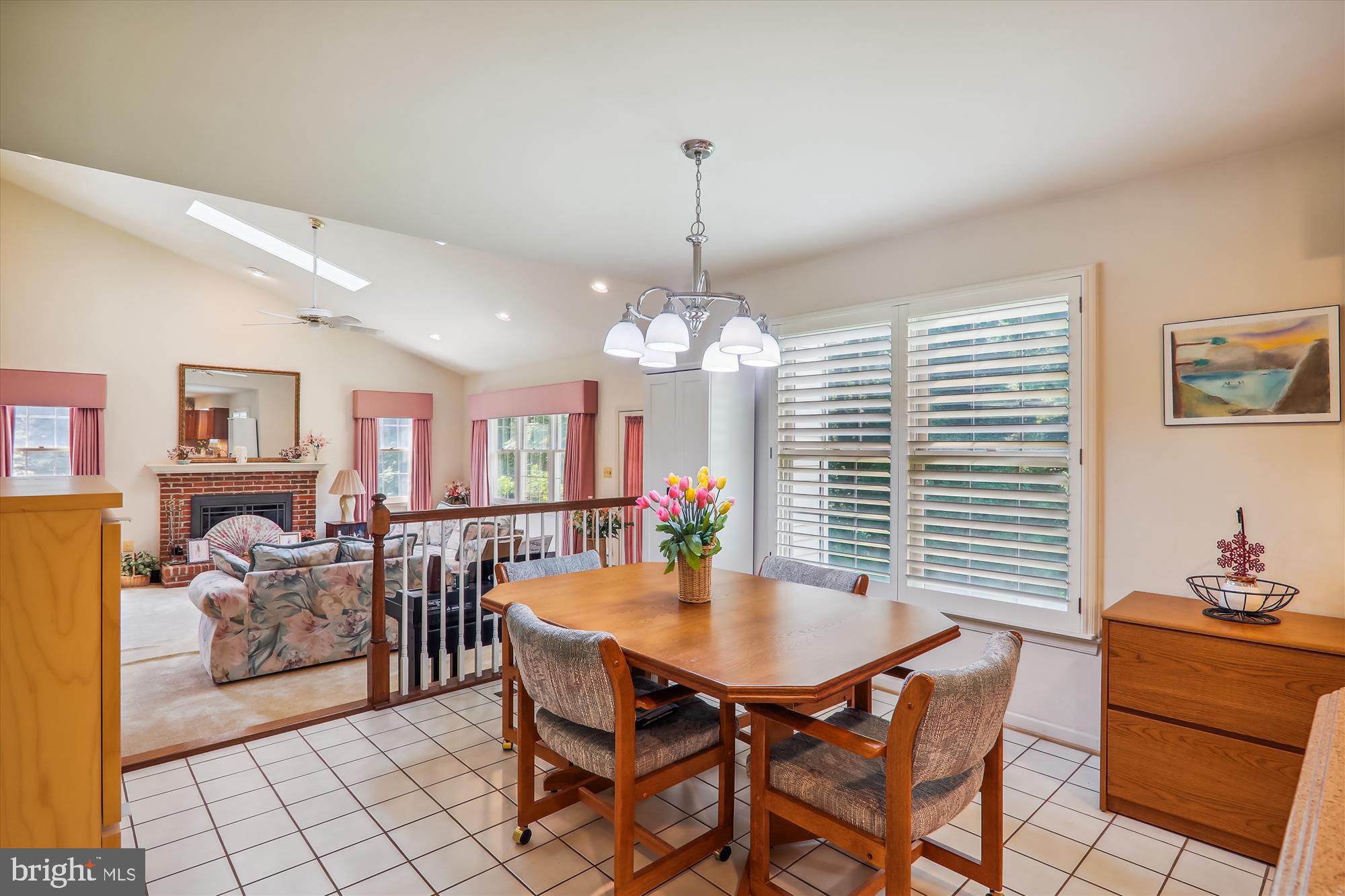 NAPLES MANOR - Residential