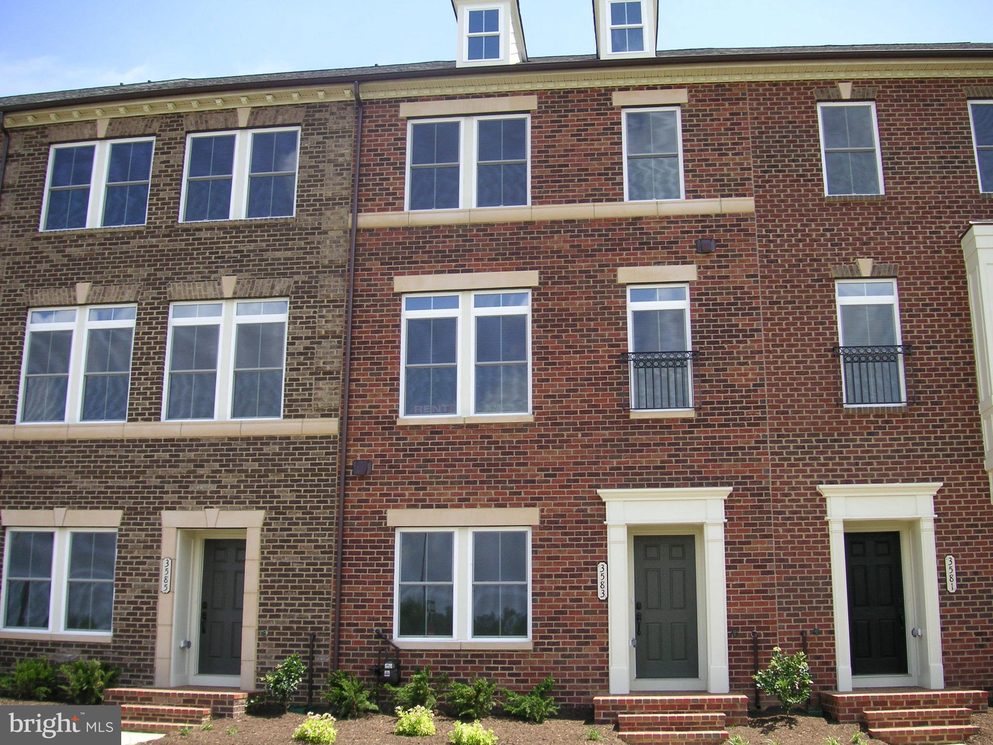 Beautiful town home built in 2015,everything is upgraded, 4 levels and over 2700 SQFT of living space, with rooftop terrace. No Smoker No pets.