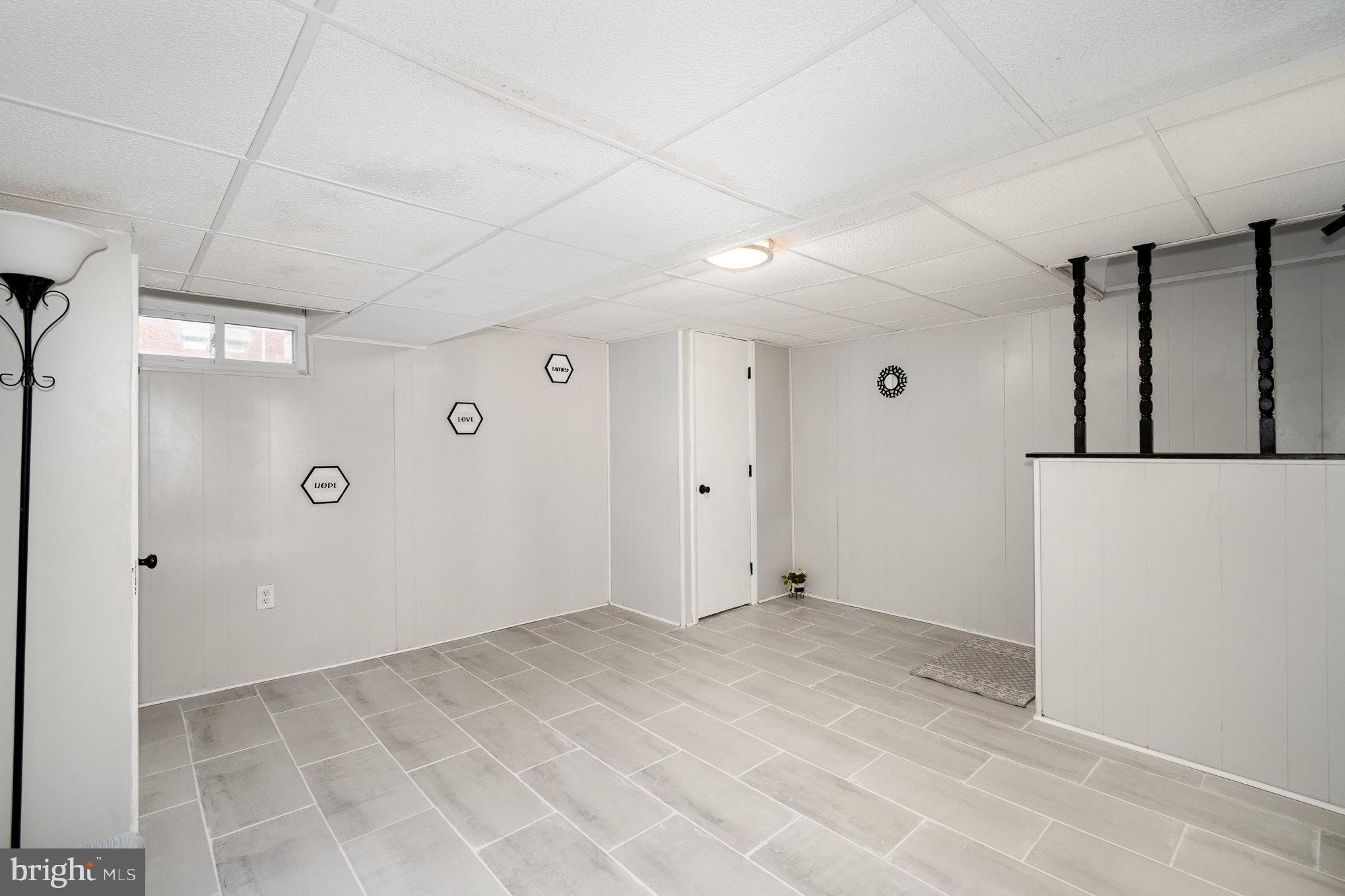 HAWTHORNE - Residential