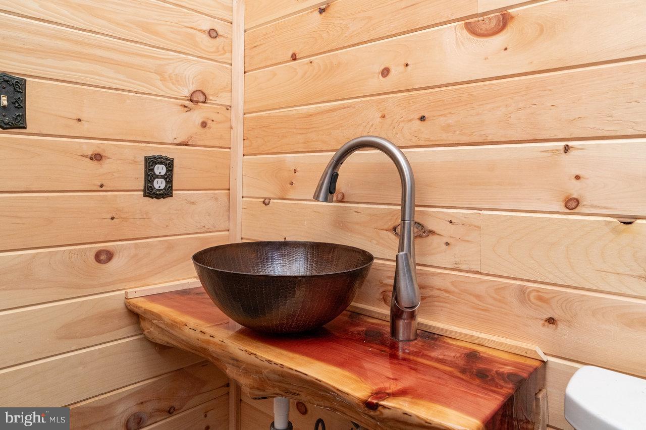 BATTLE CREEK FOREST - Residential