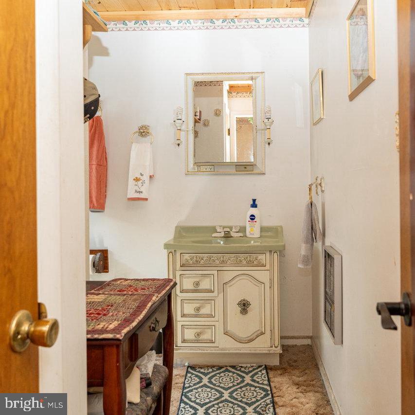 BATTLE CREEK FOREST - Residential