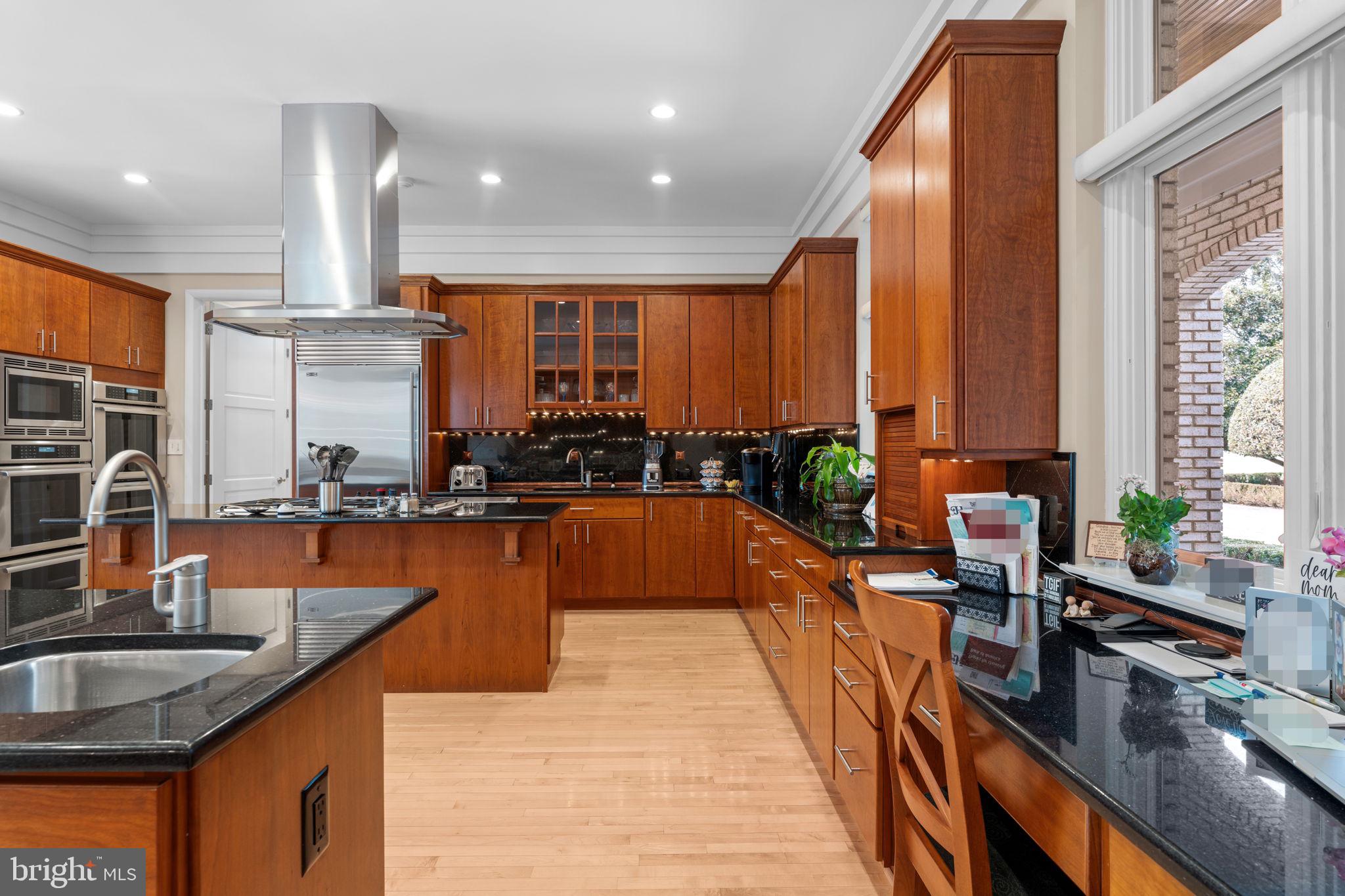 FORESTVILLE - Residential