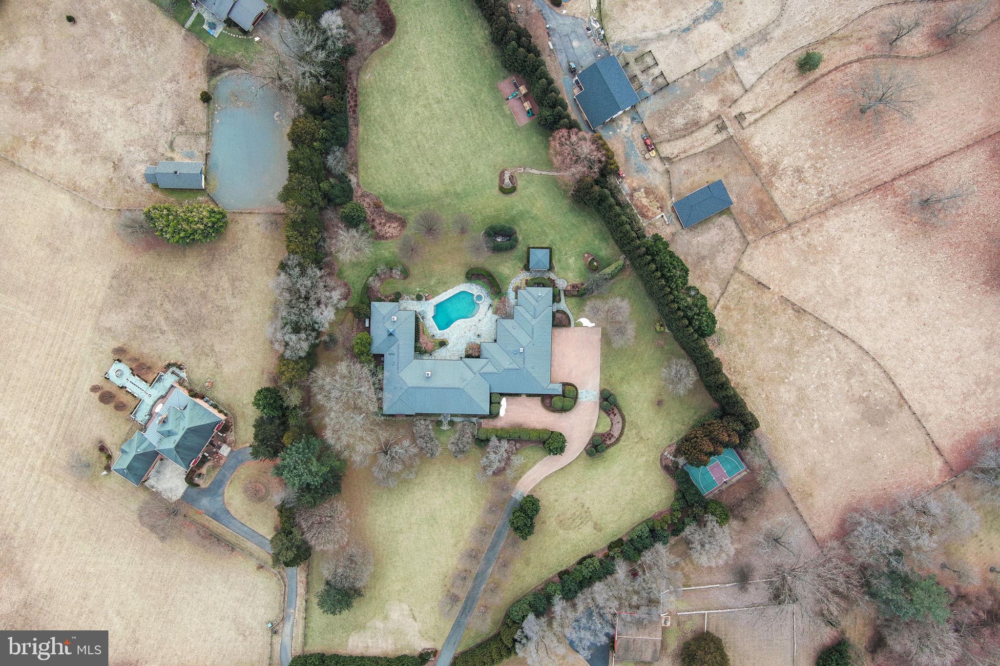 FORESTVILLE - Residential