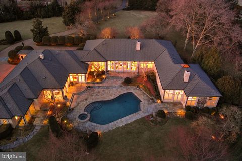 9619 GEORGETOWN PIKE GREAT FALLS VA 22066