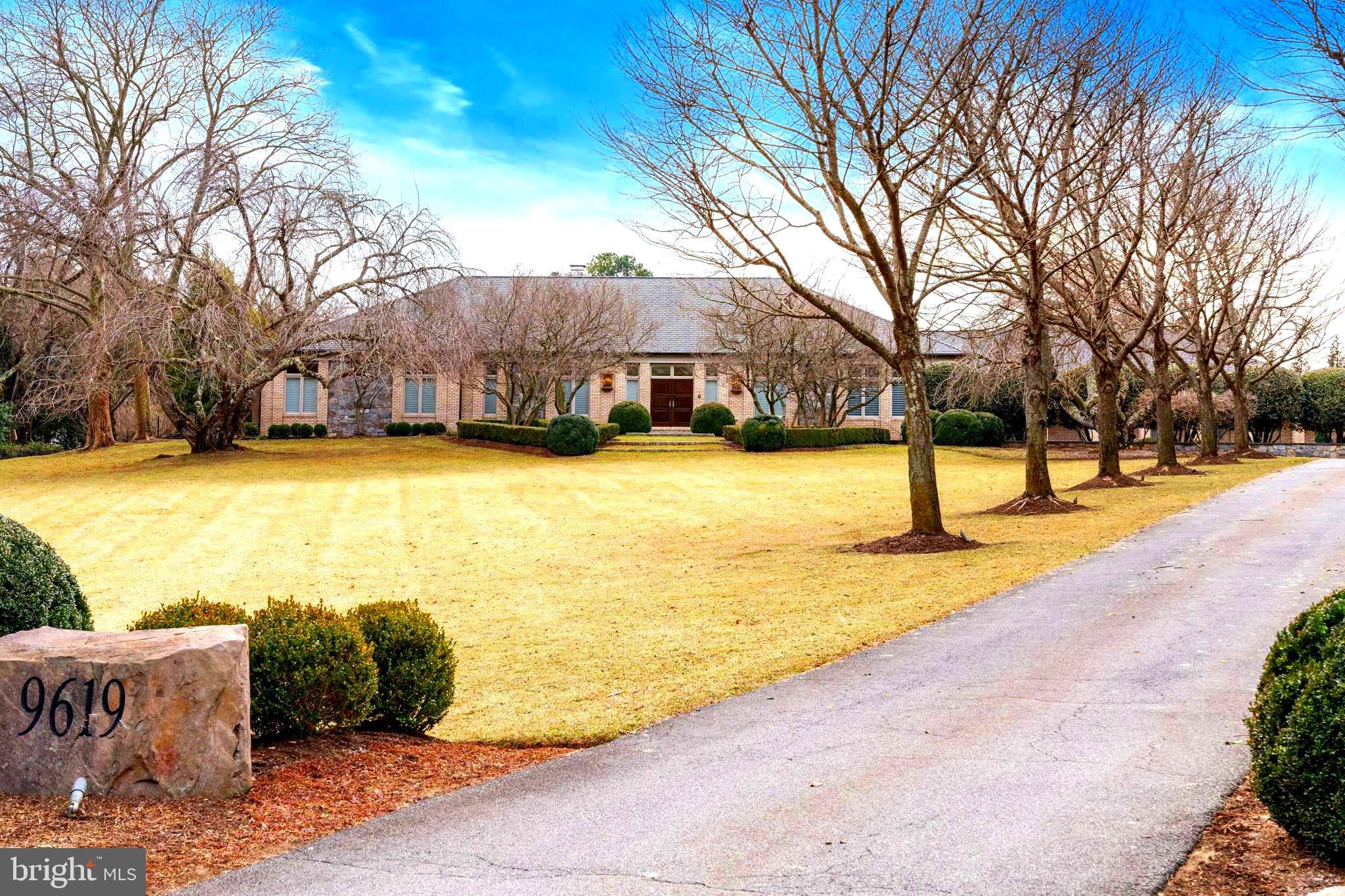 FORESTVILLE - Residential