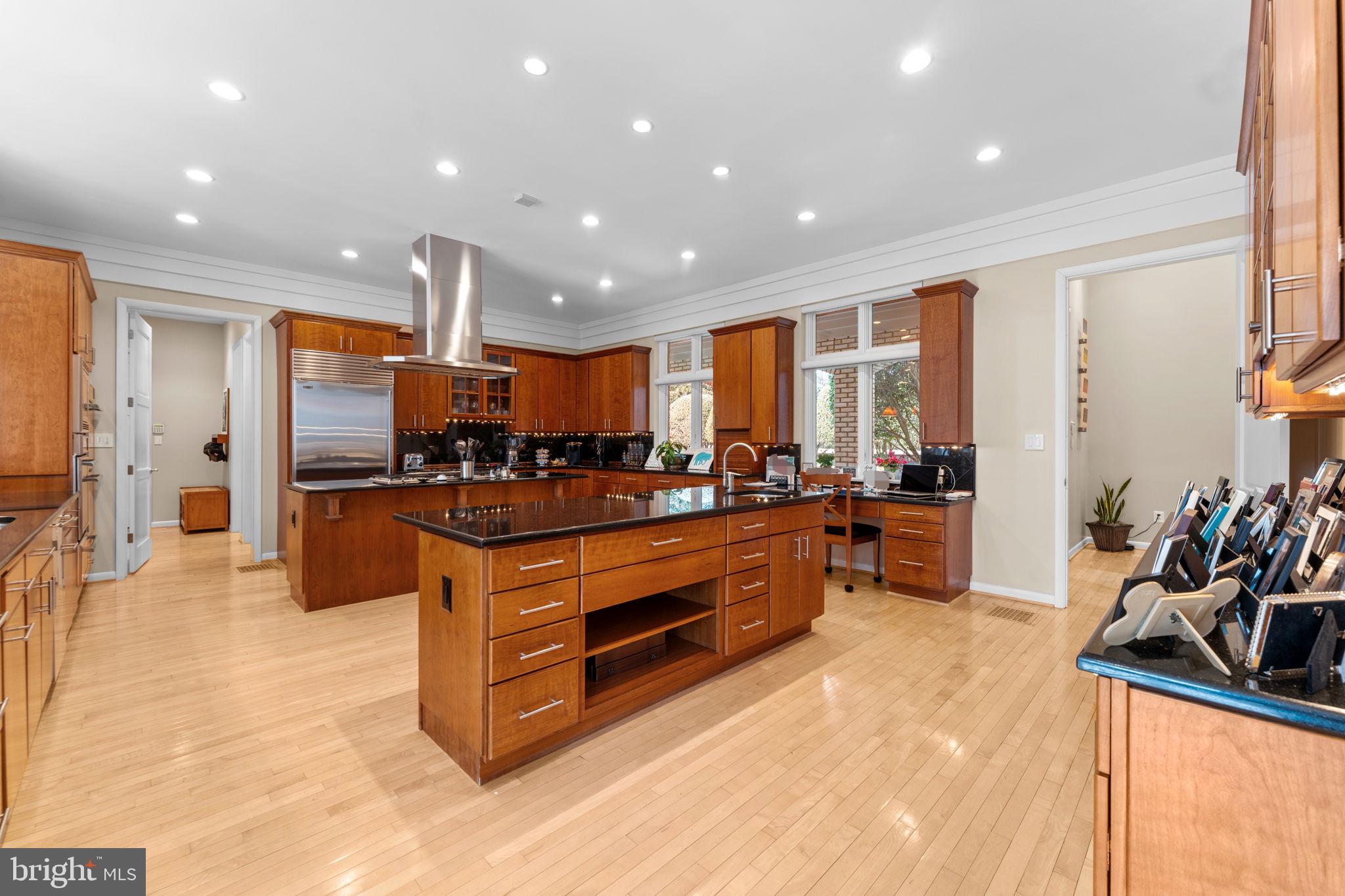 FORESTVILLE - Residential