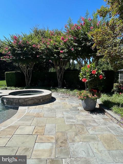 FORESTVILLE - Residential