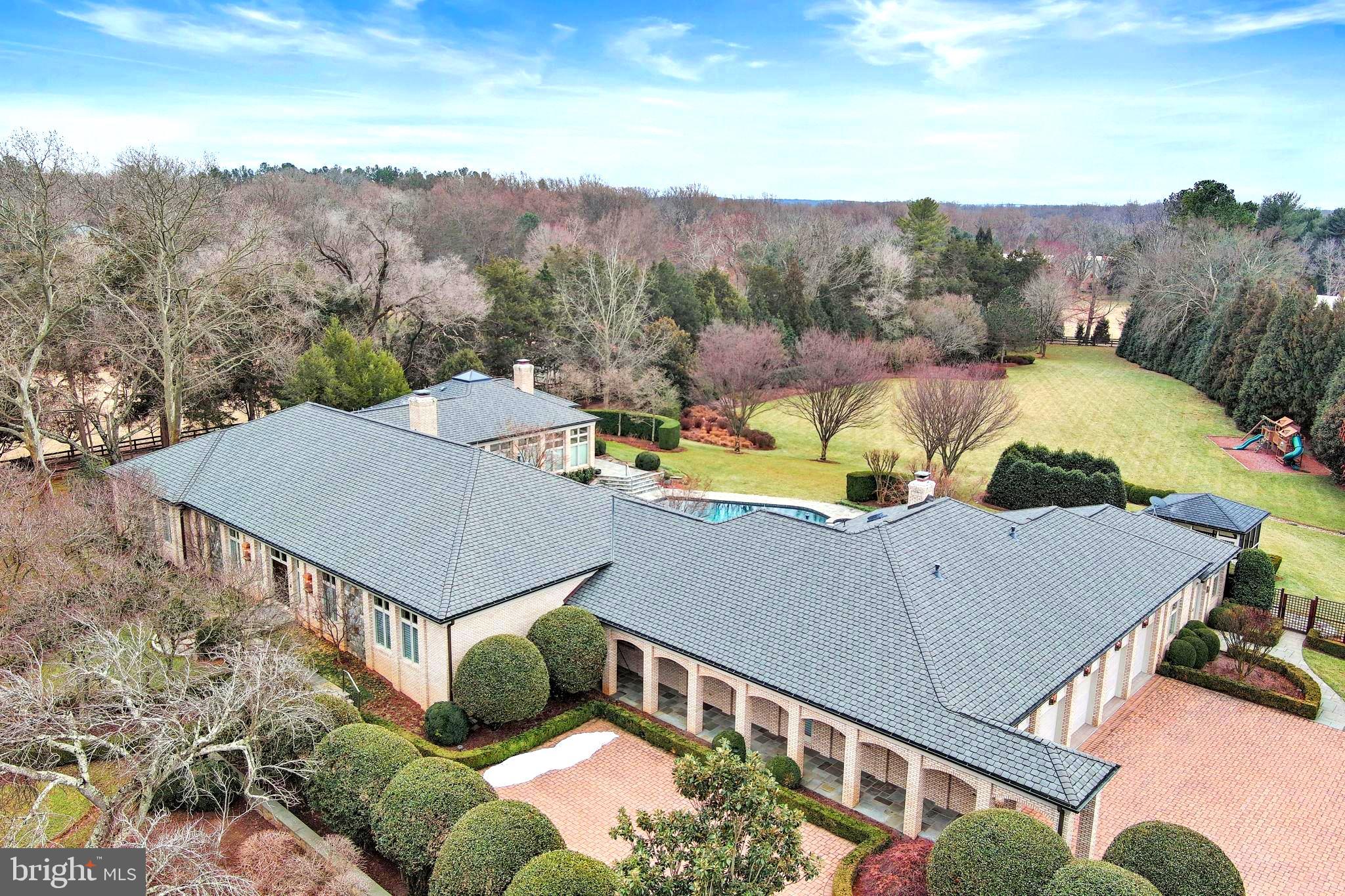 FORESTVILLE - Residential