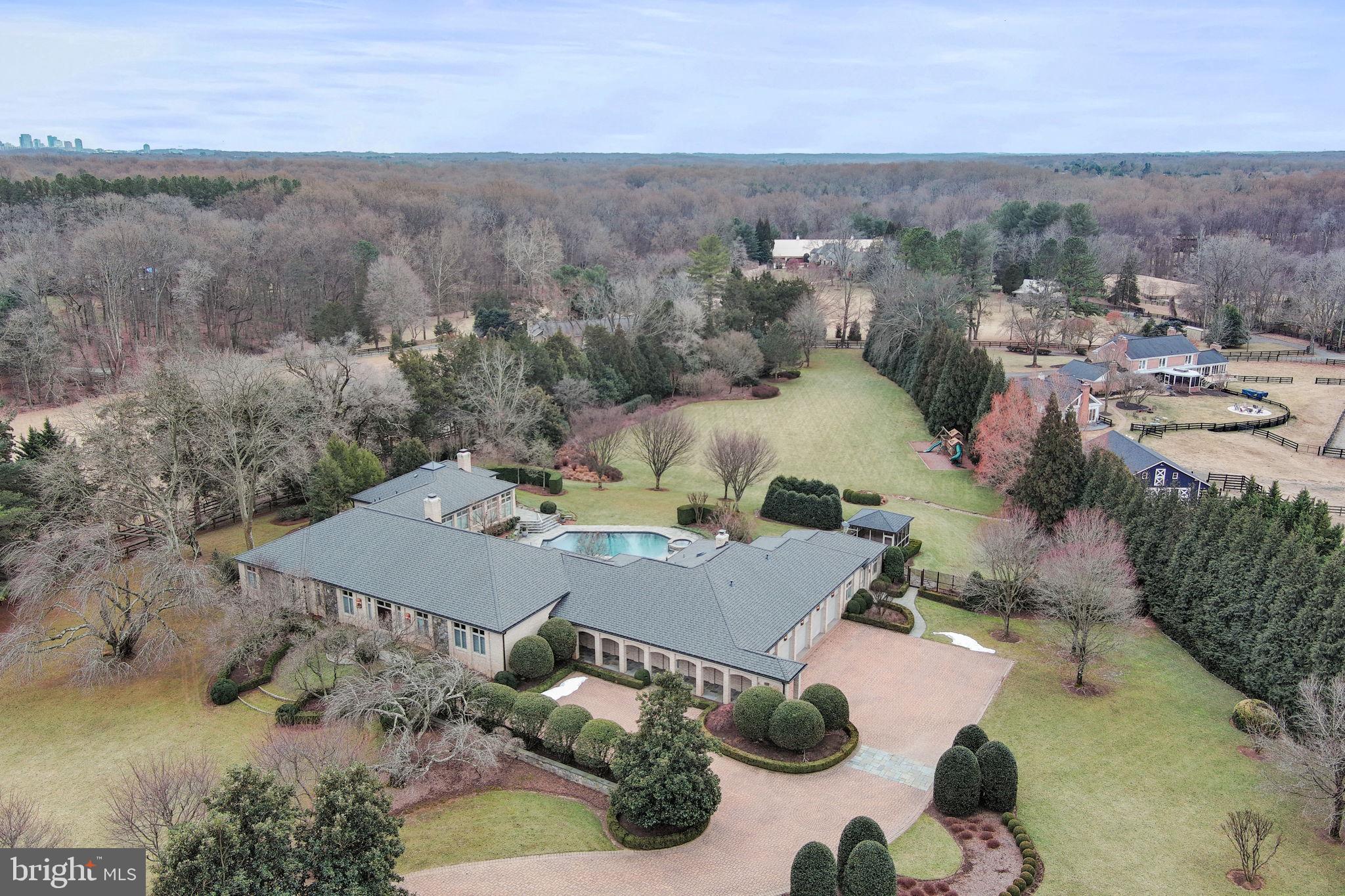 FORESTVILLE - Residential