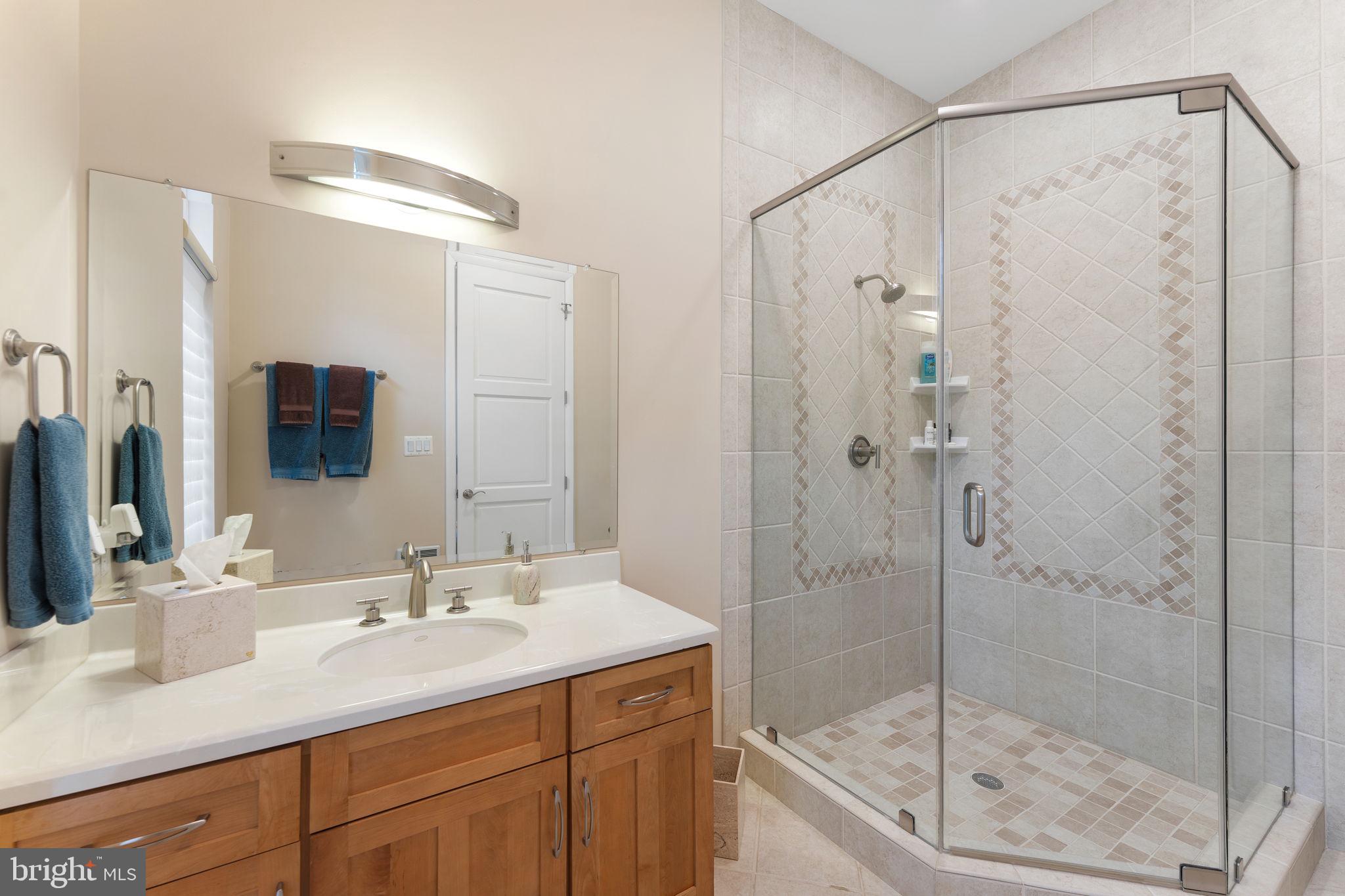 FORESTVILLE - Residential