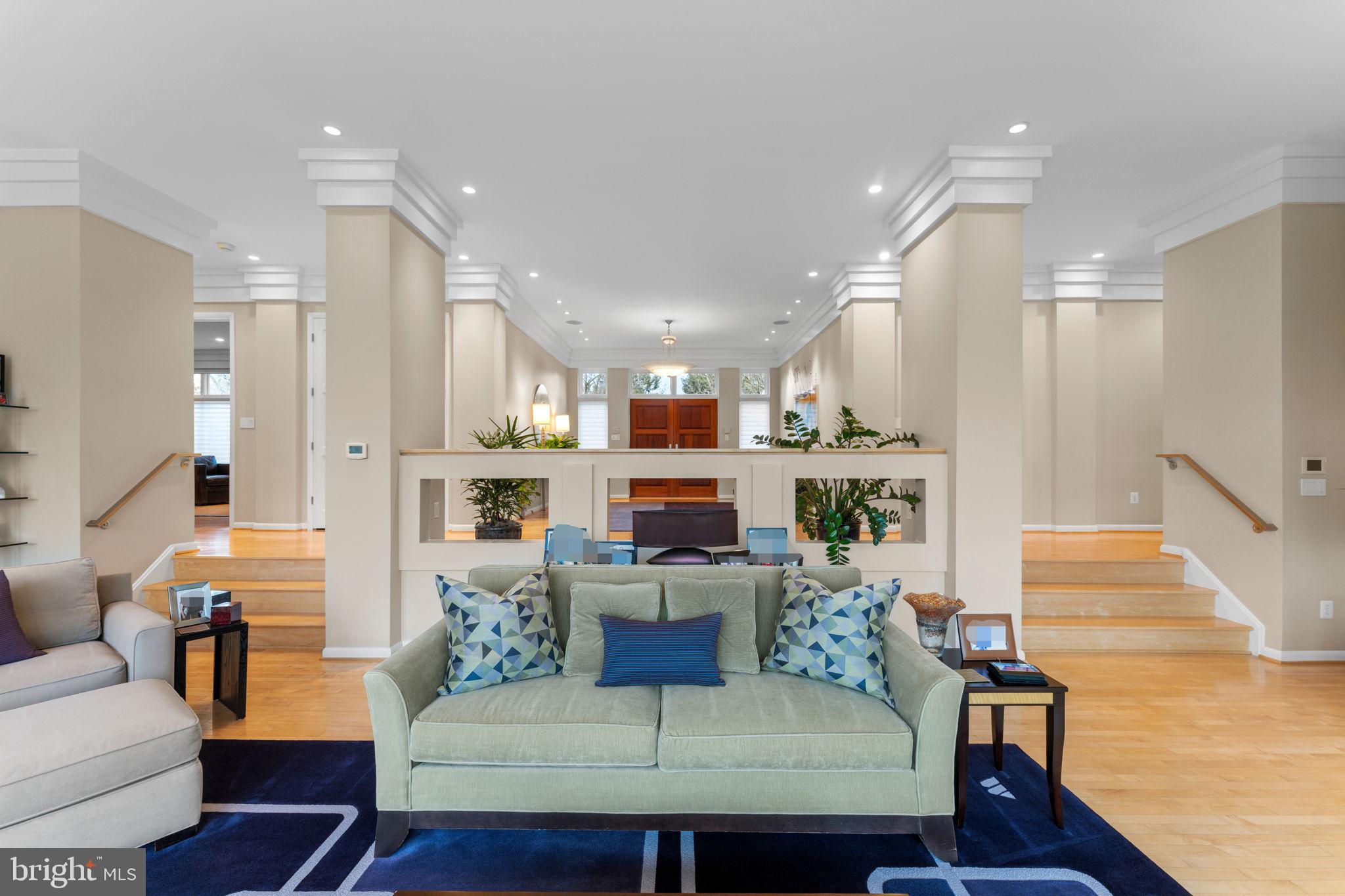 FORESTVILLE - Residential