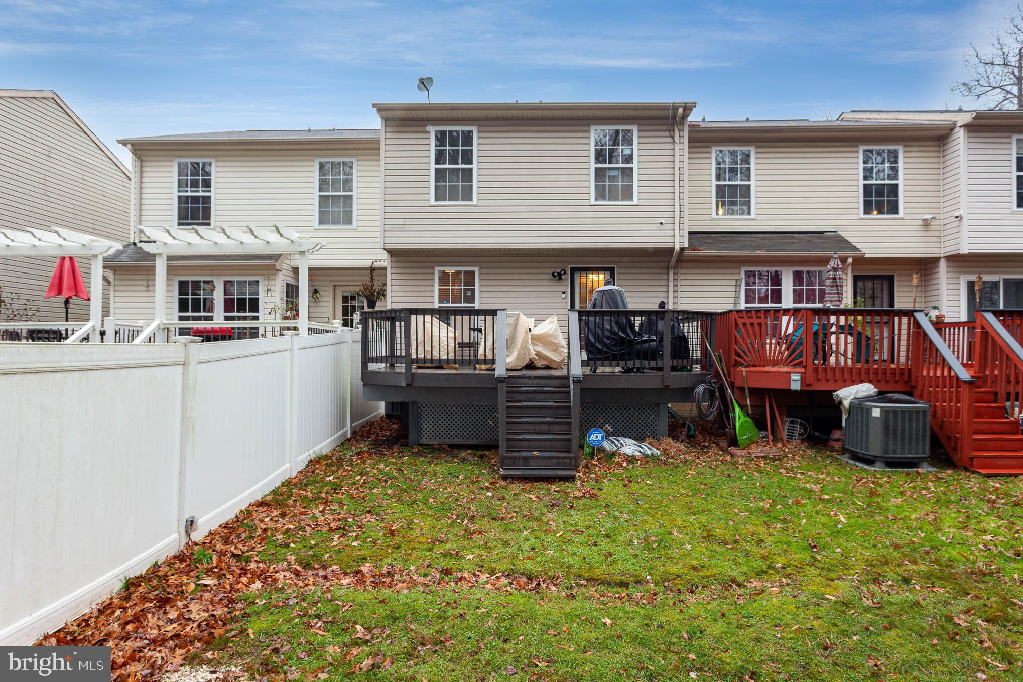 NEW HAVEN WOODS - Residential