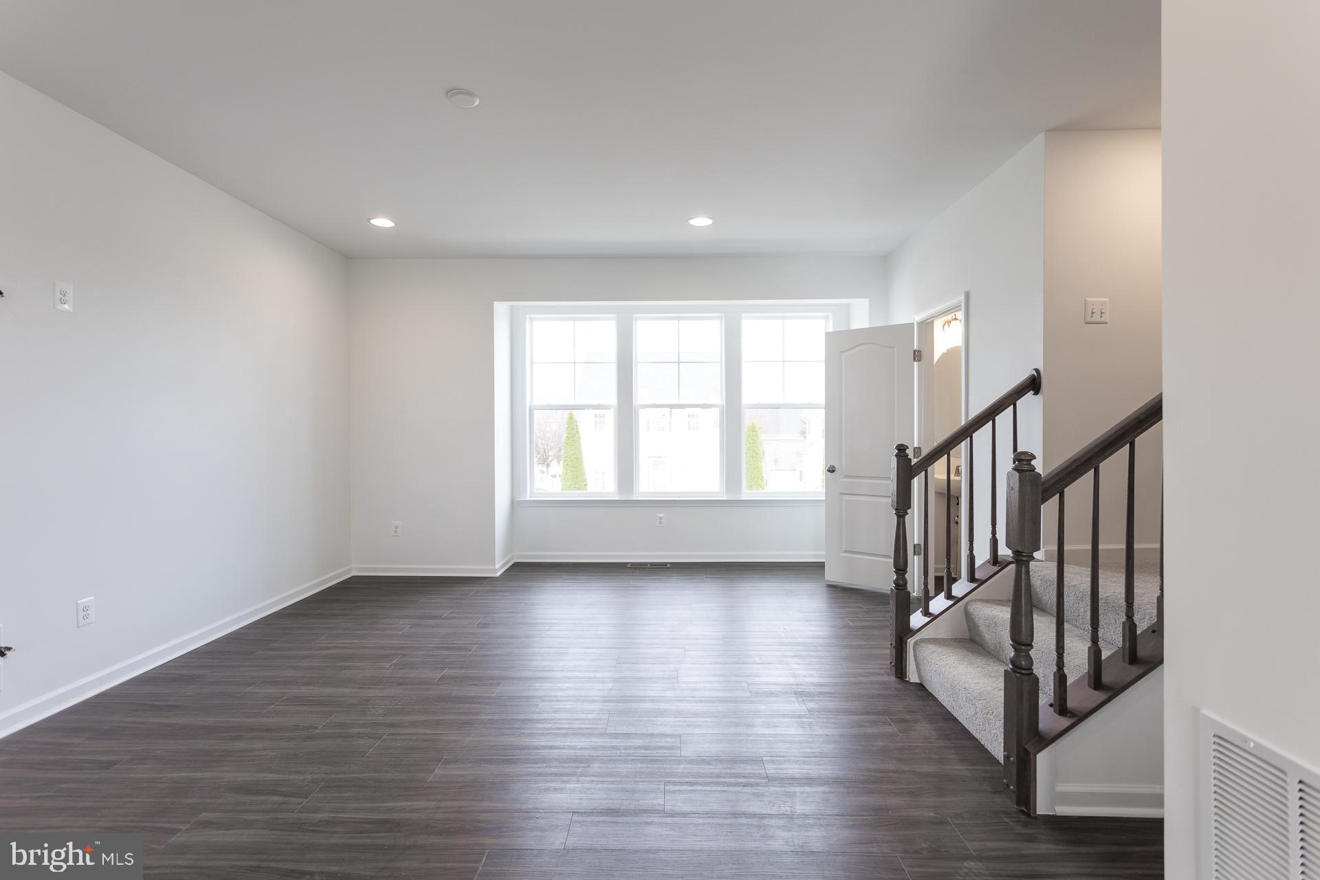 HUNTFIELD - Residential