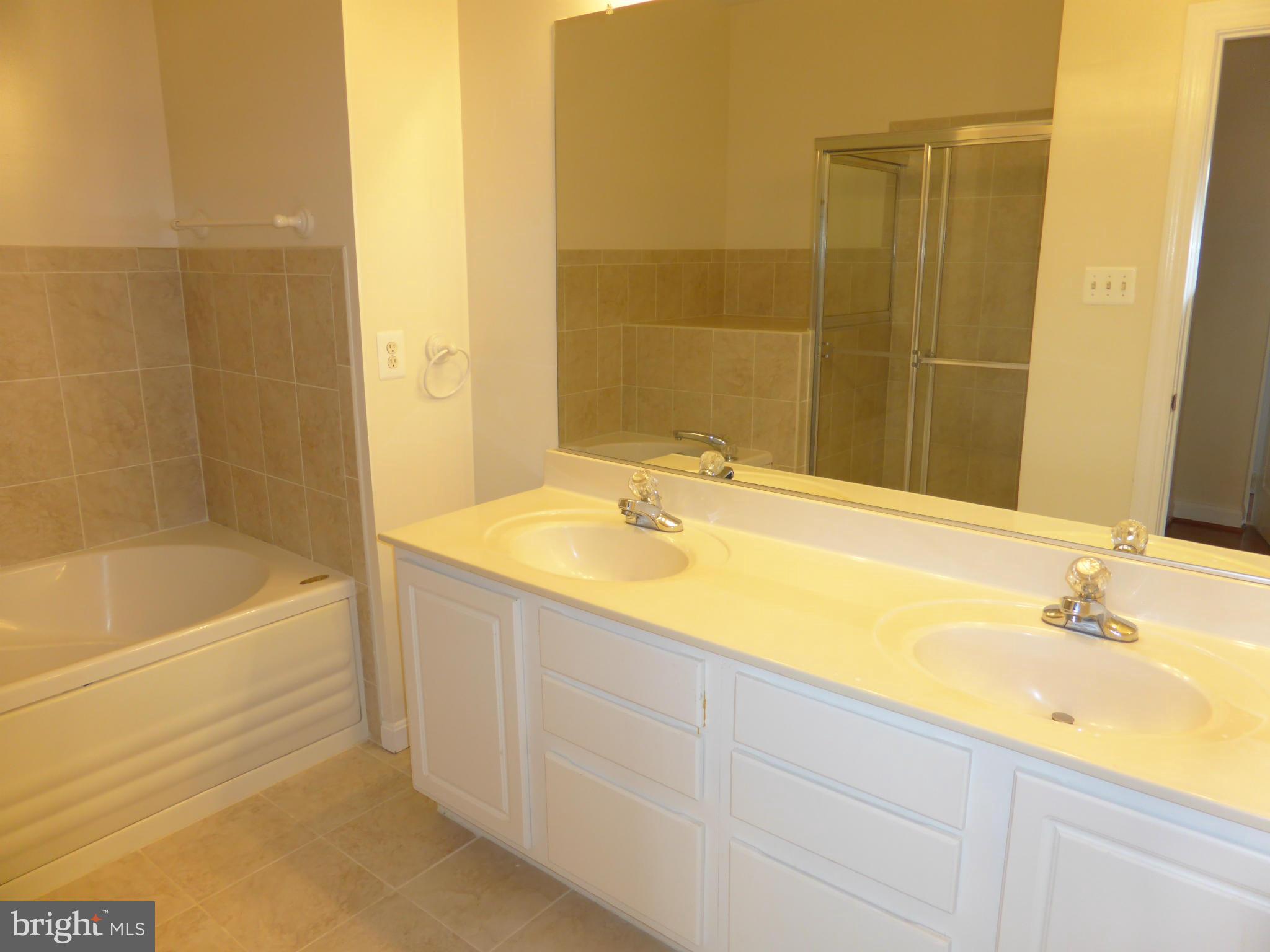 CAMERON STATION - Residential Lease