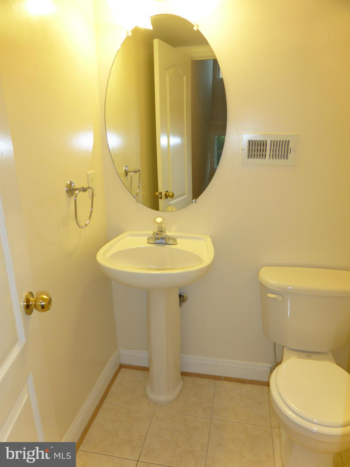 CAMERON STATION - Residential Lease