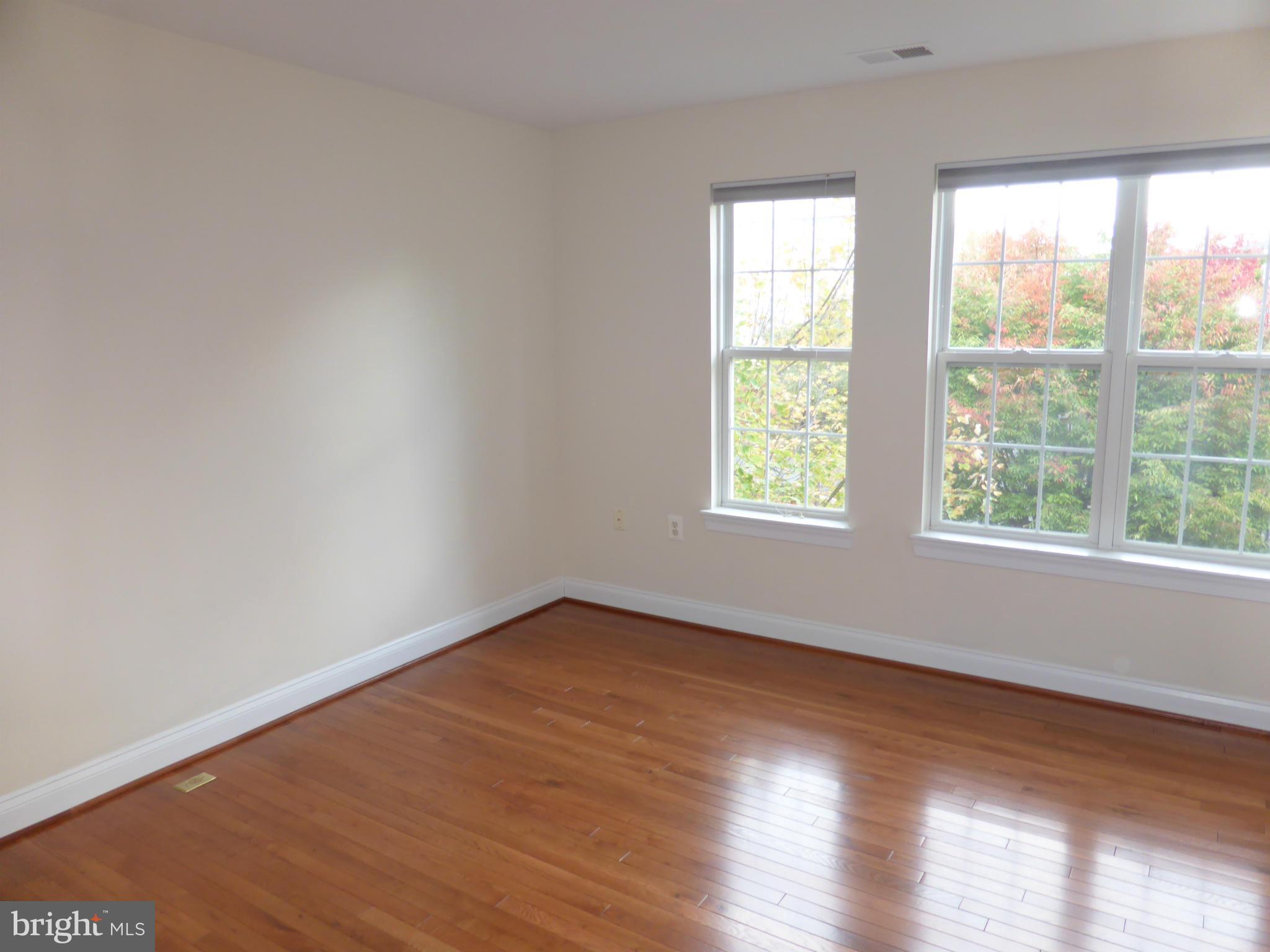 CAMERON STATION - Residential Lease