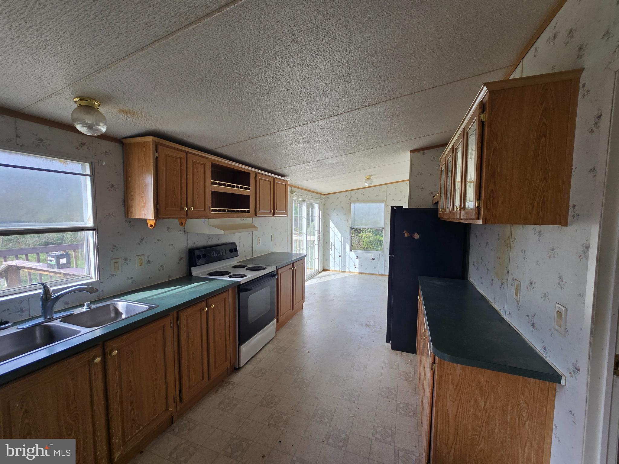 MERRY MEADOWS - Residential