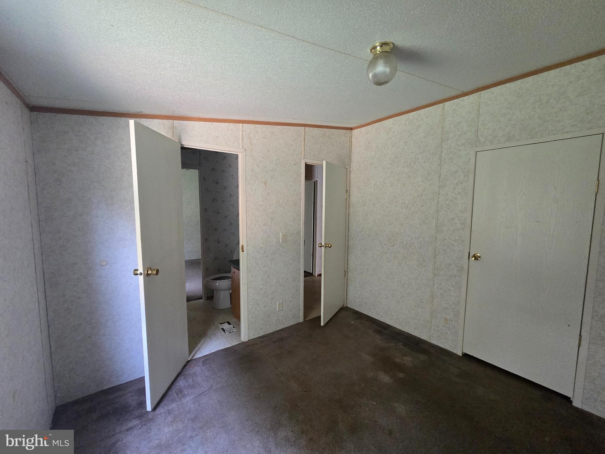 MERRY MEADOWS - Residential