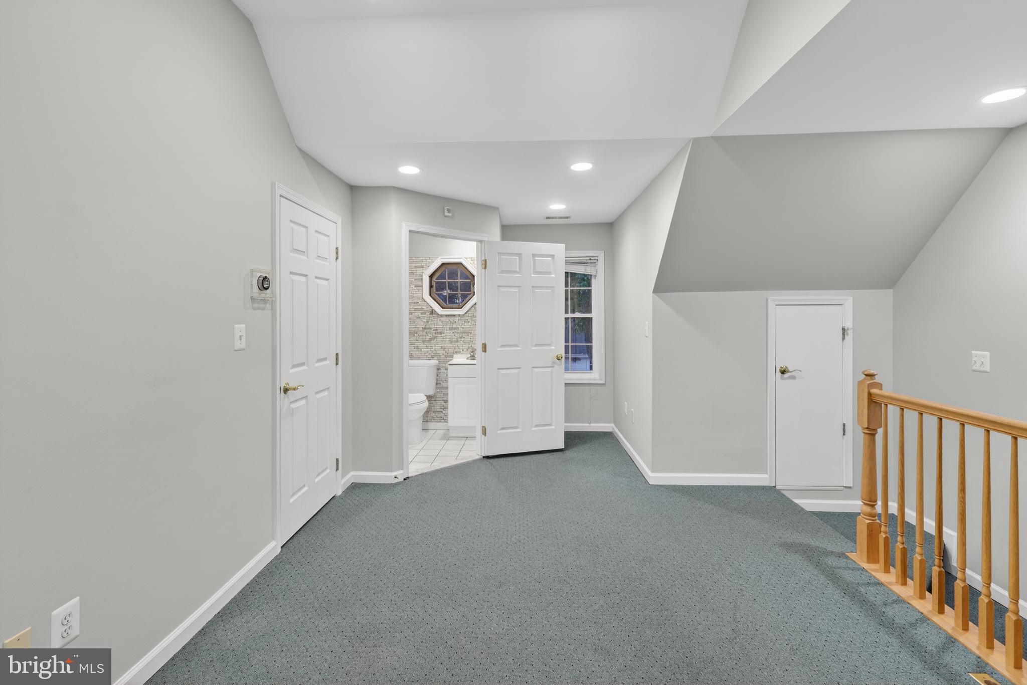 NORWOOD HEIGHTS - Residential