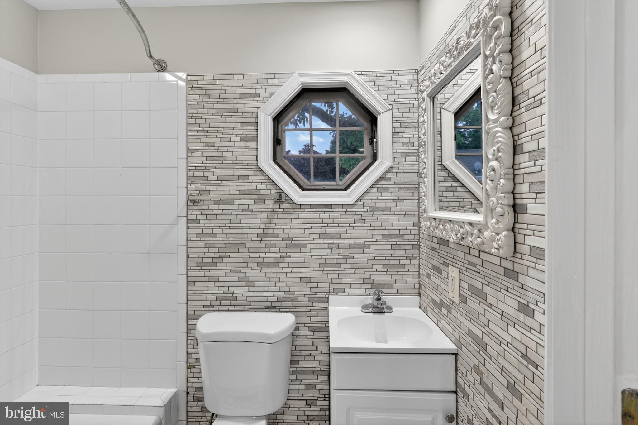NORWOOD HEIGHTS - Residential