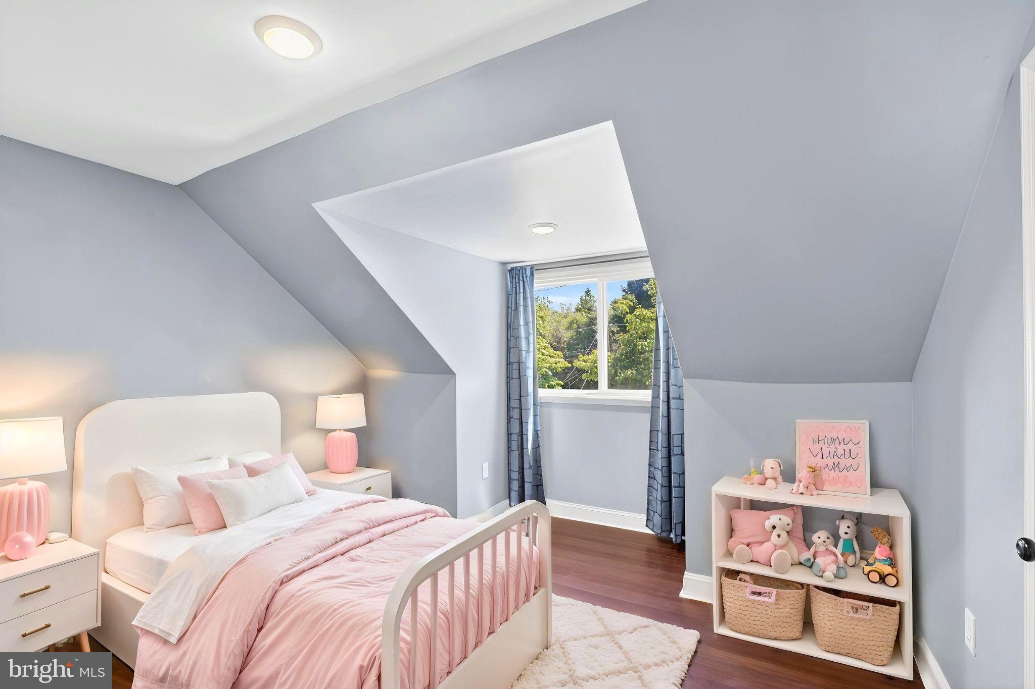 NORWOOD HEIGHTS - Residential