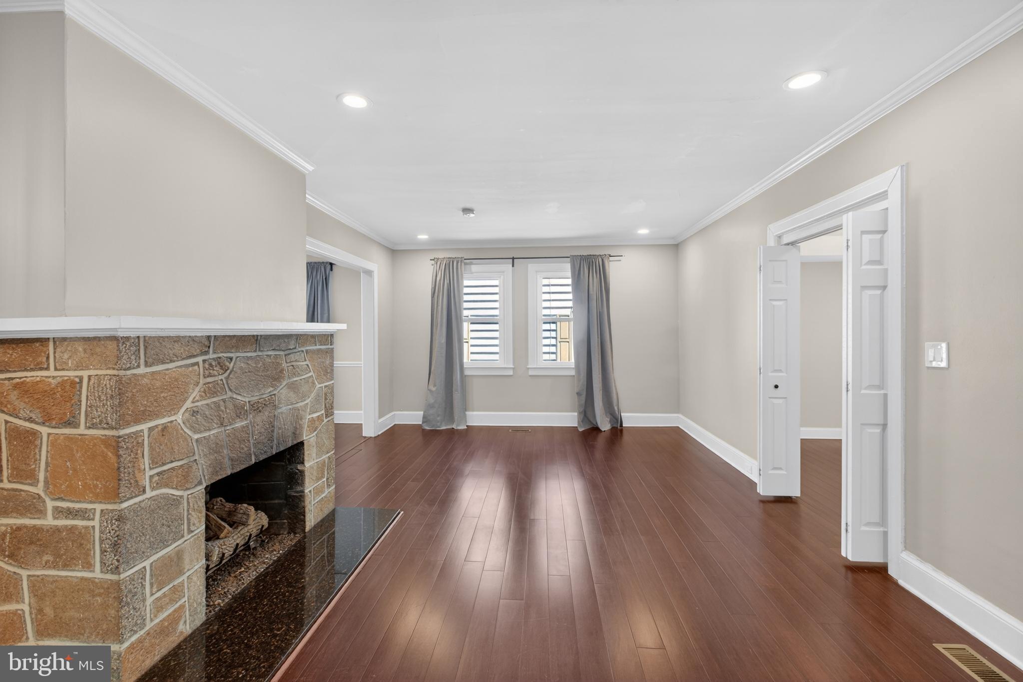 NORWOOD HEIGHTS - Residential