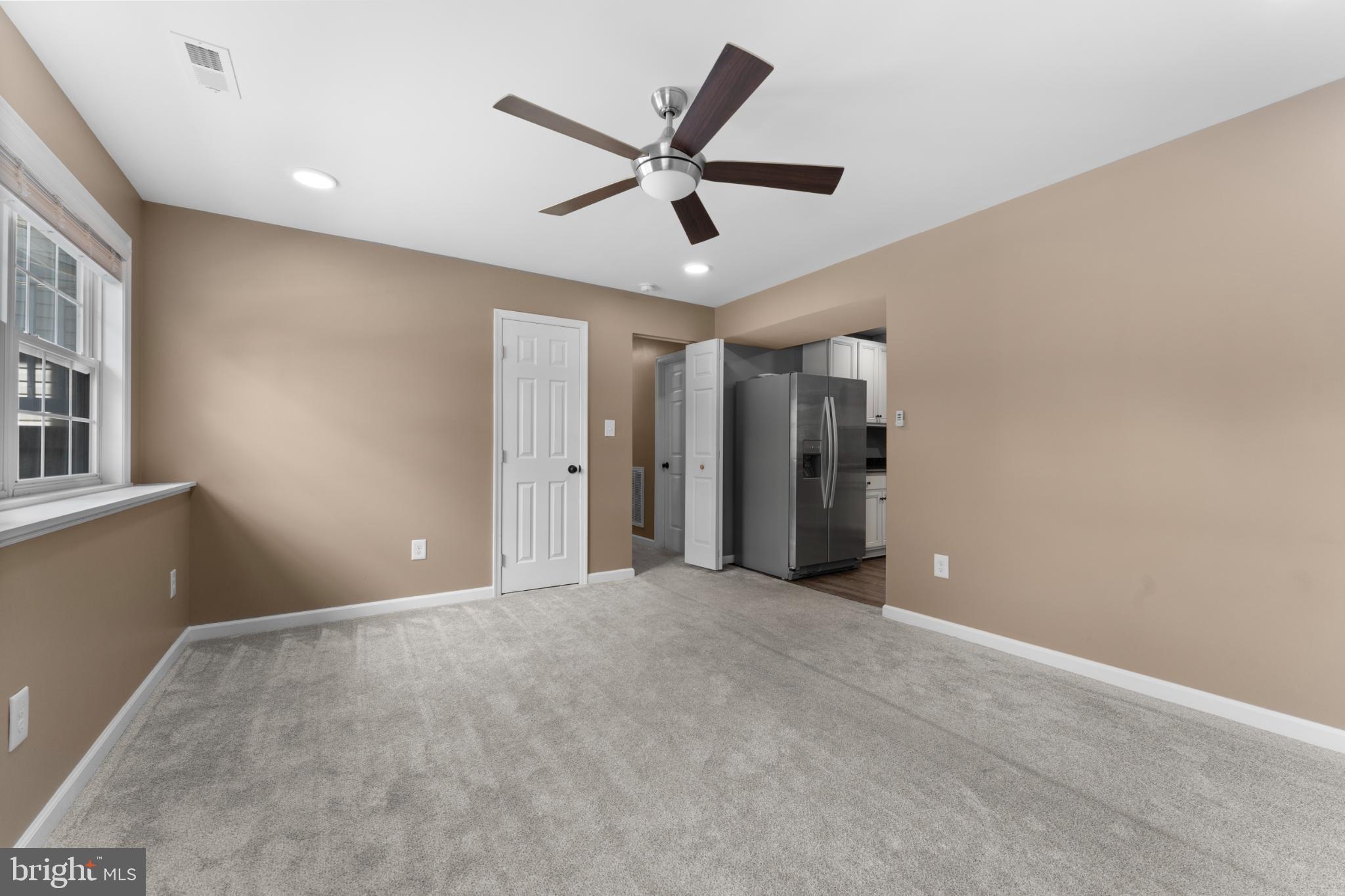 OAKLAND PARK - Residential