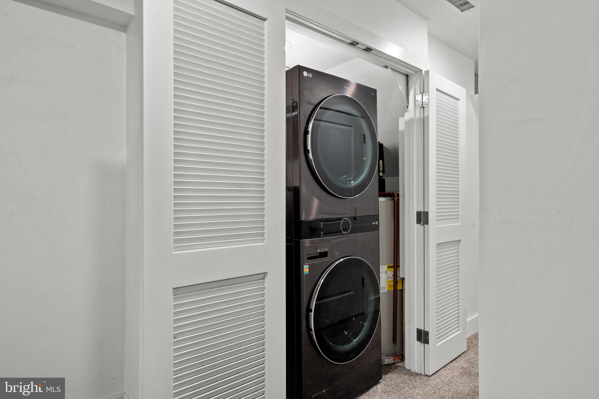 OLDE KENSINGTON - Residential