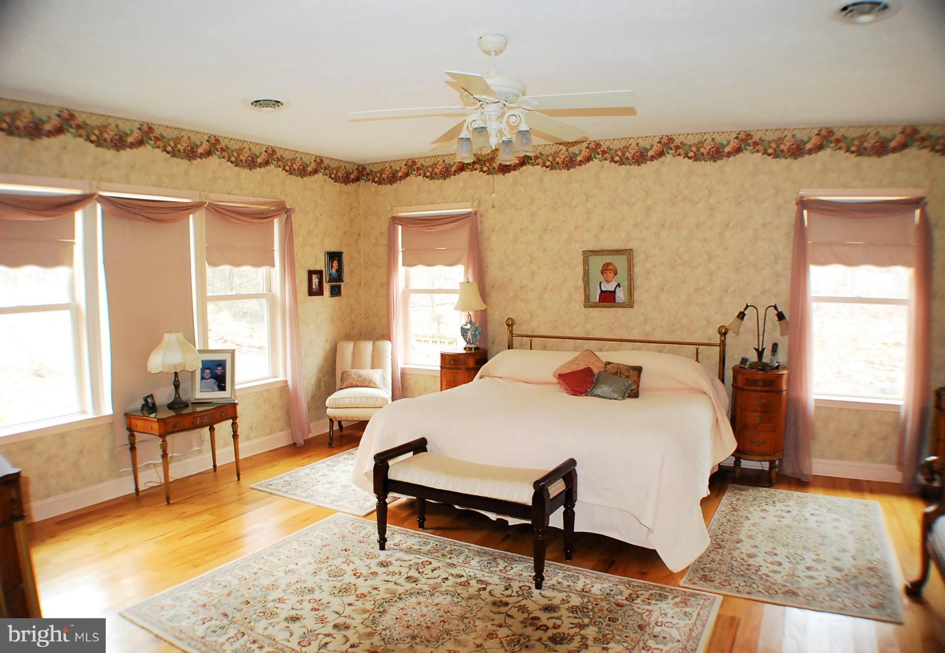 SHANNONDALE - Residential