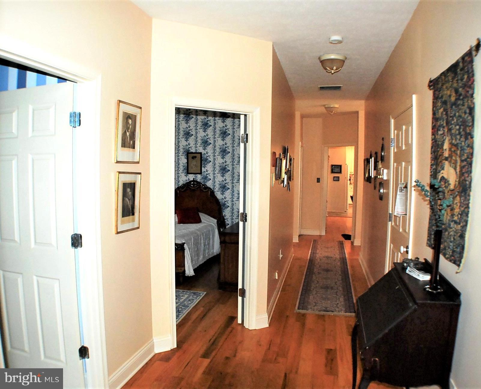 SHANNONDALE - Residential