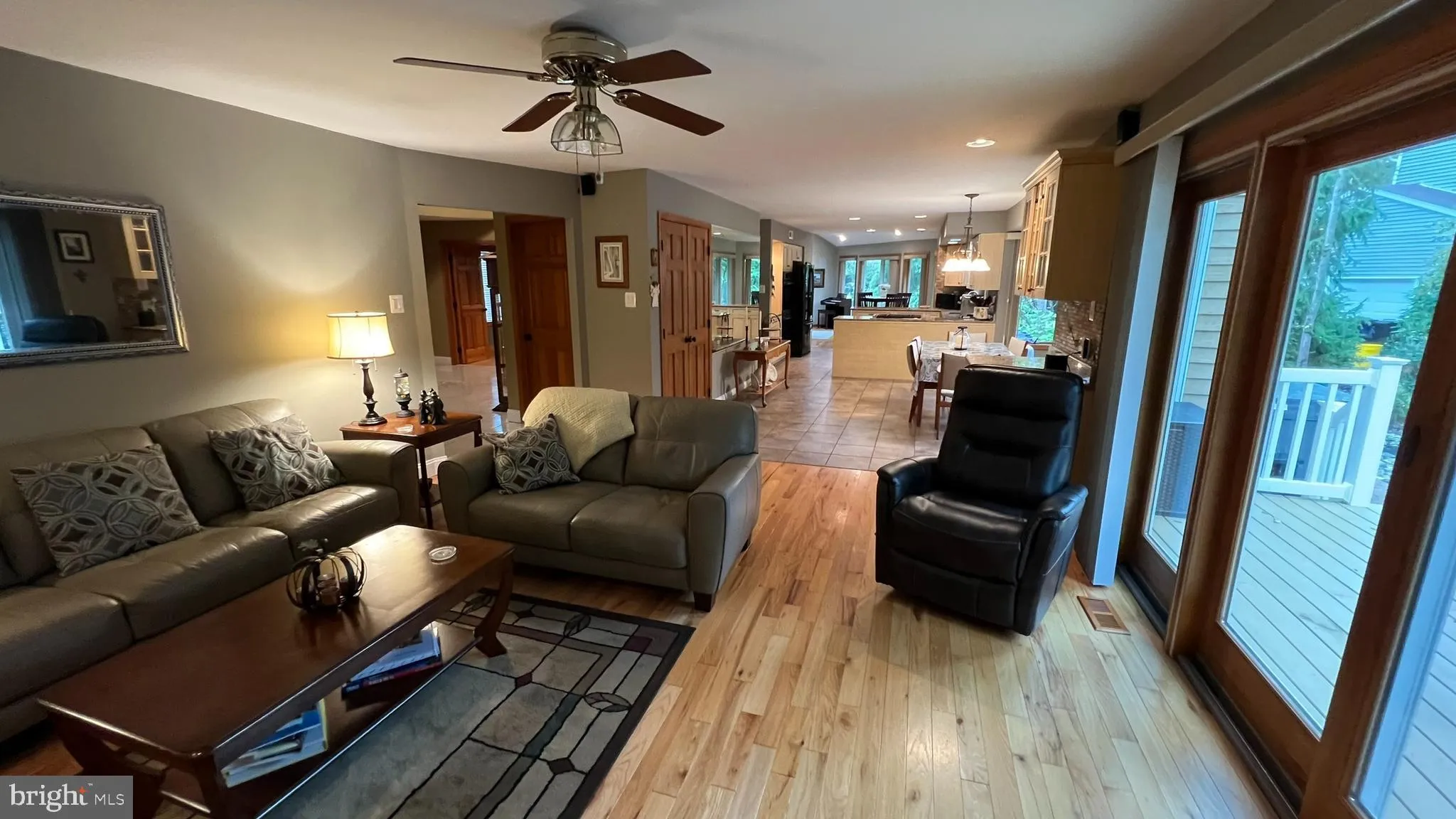 Voorhees, New Jersey 08043, United States, 3 Bedrooms Bedrooms, ,3 BathroomsBathrooms,Residential,Pending,42075