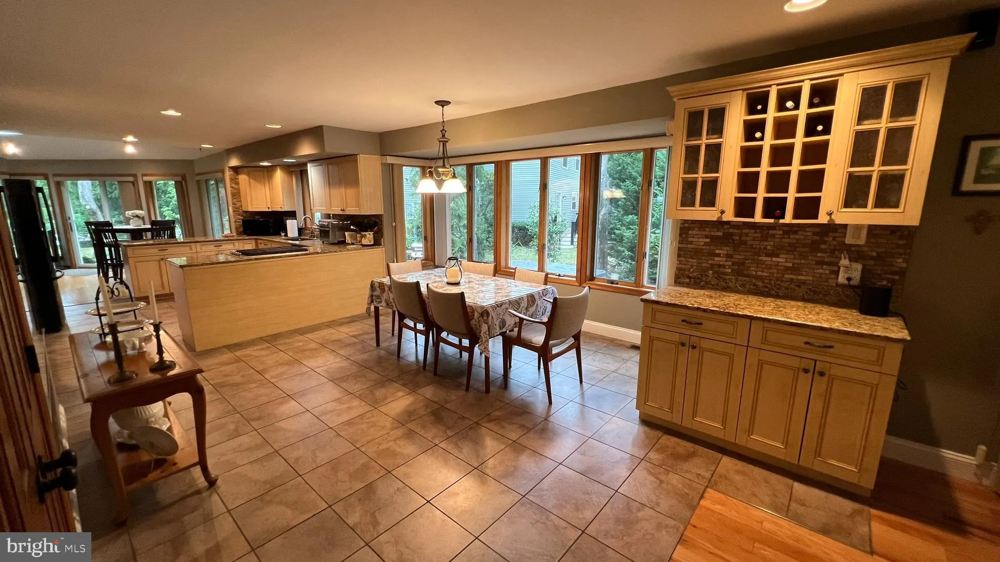 Voorhees, New Jersey 08043, United States, 3 Bedrooms Bedrooms, ,3 BathroomsBathrooms,Residential,Pending,42075