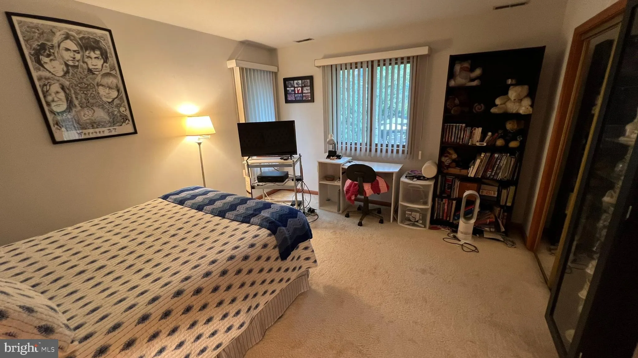 Voorhees, New Jersey 08043, United States, 3 Bedrooms Bedrooms, ,3 BathroomsBathrooms,Residential,Pending,42075