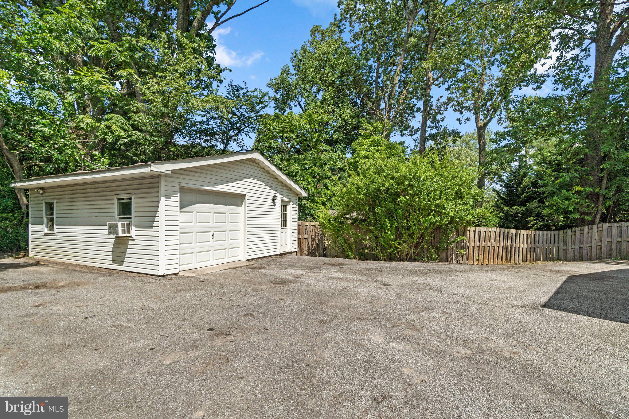 COCKEYSVILLE - Residential