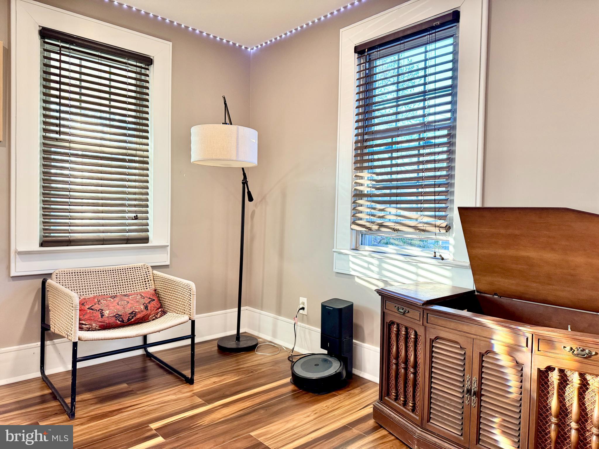 301 LINDERMAN AVENUE