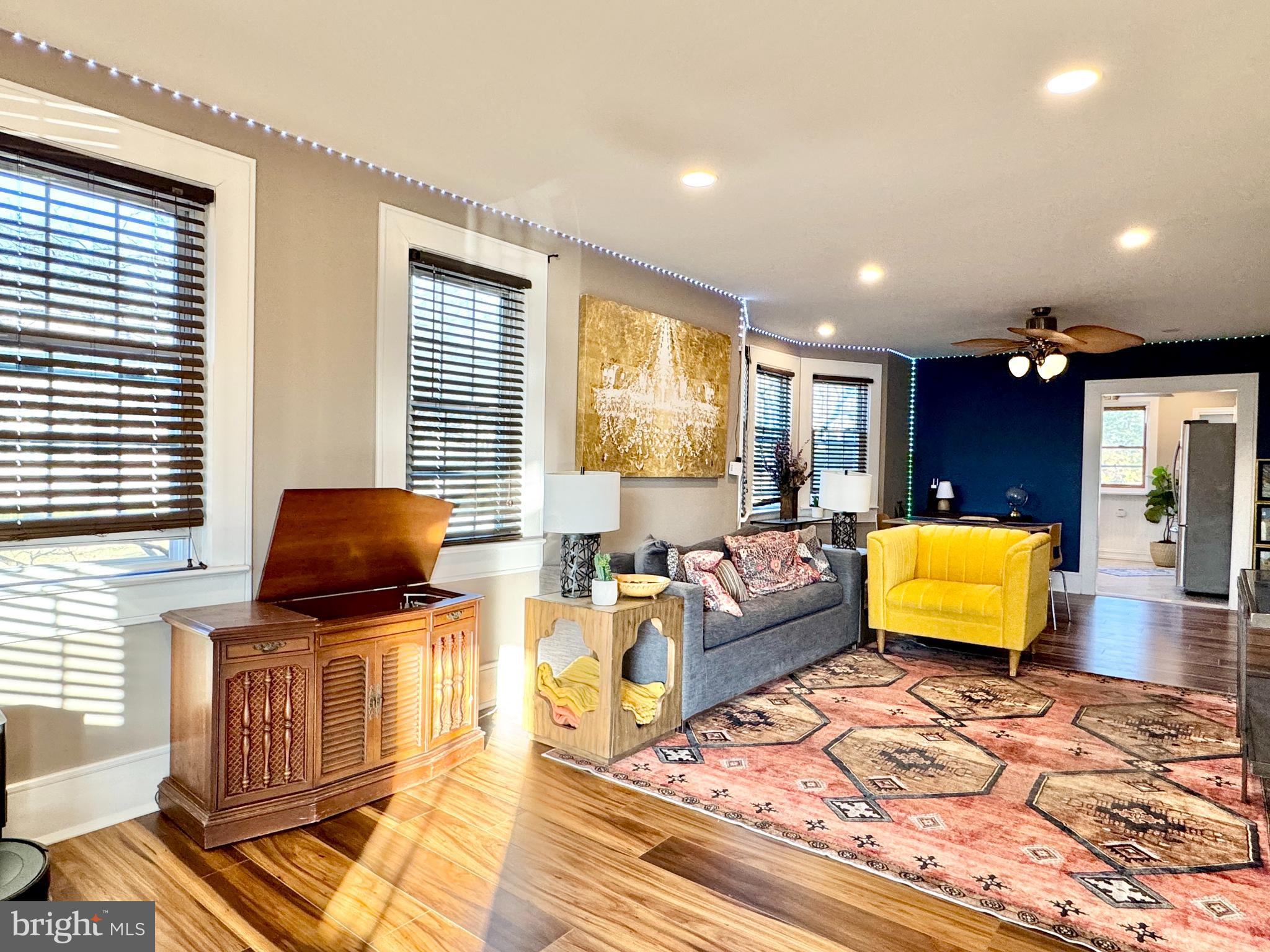 301 LINDERMAN AVENUE