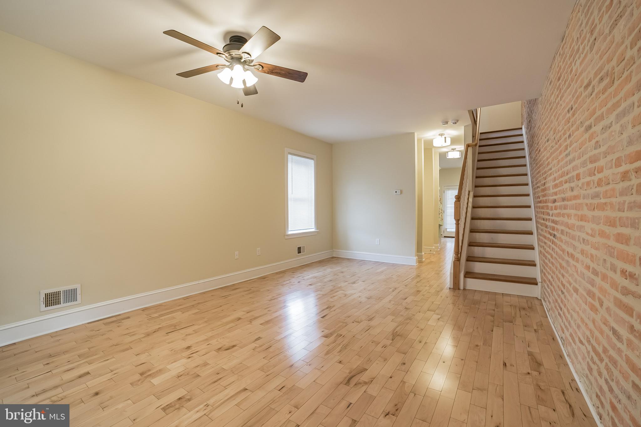 PARK CIRCLE - Residential