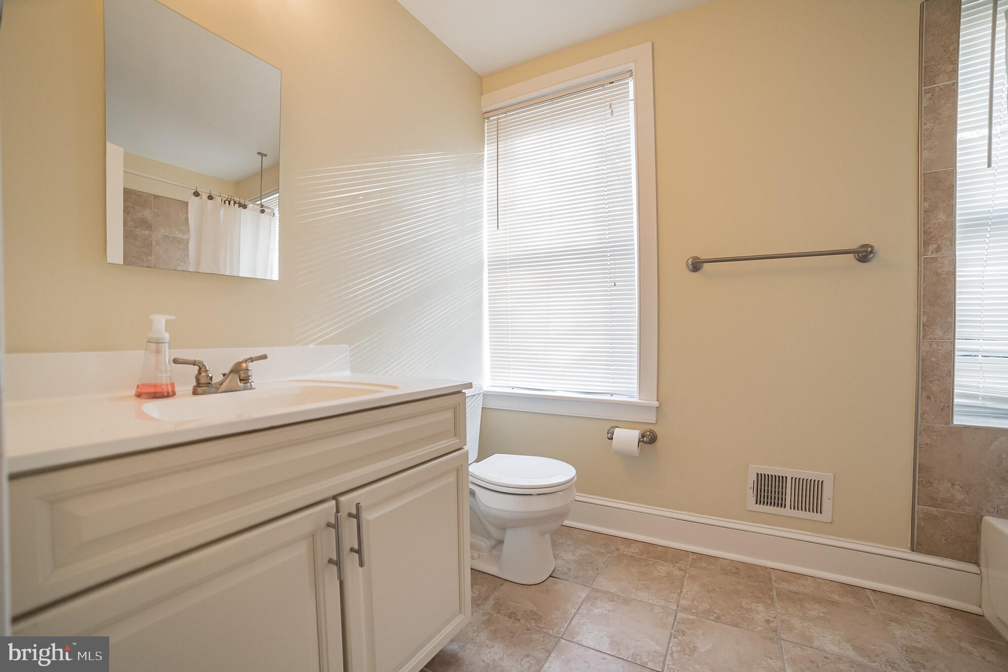 PARK CIRCLE - Residential