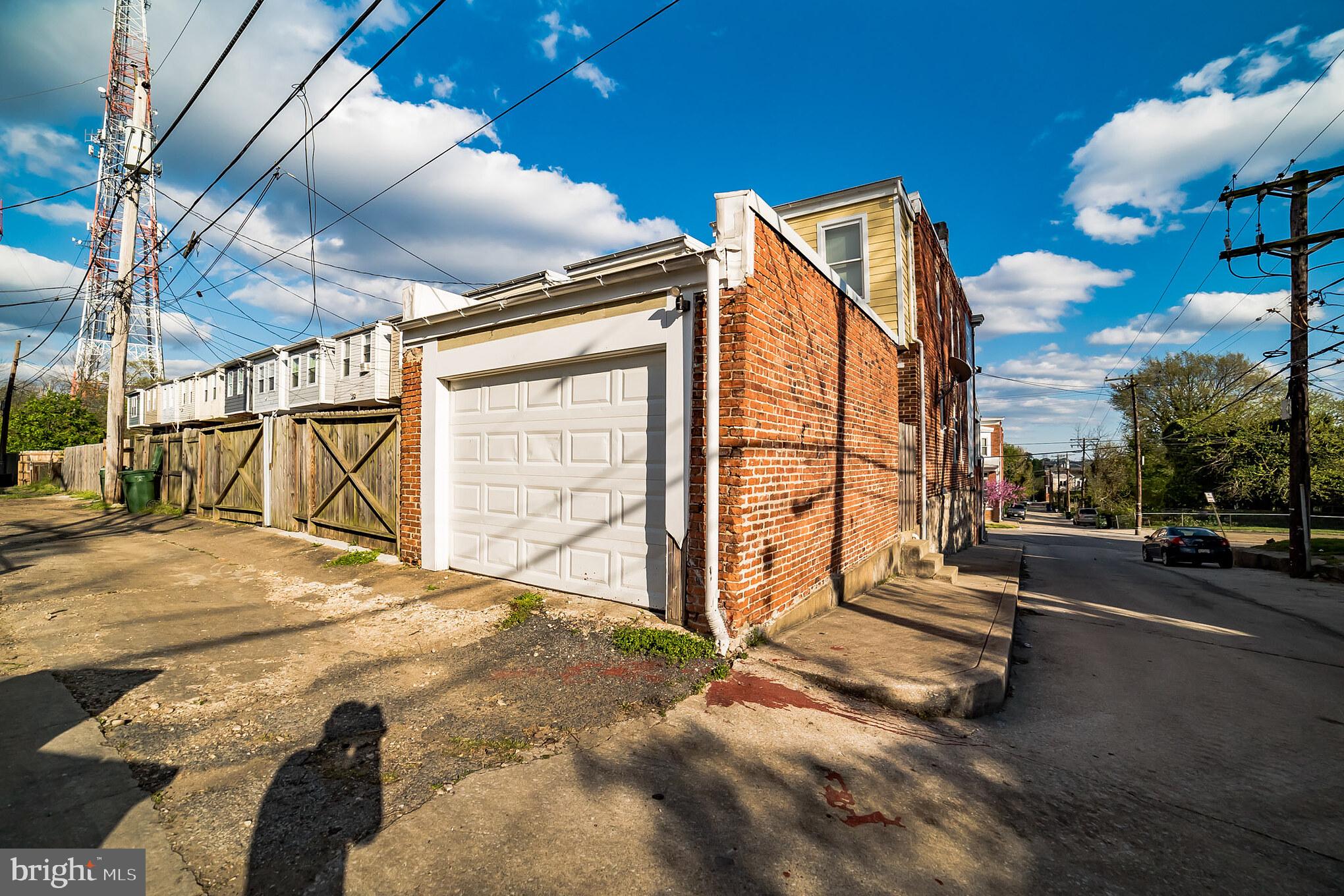 PARK CIRCLE - Residential