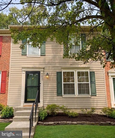 Townhouse For Sale - 1037 Chestnut Cove Drive<br/> Anne Arundel County, CURTIS BAY, MD 21226