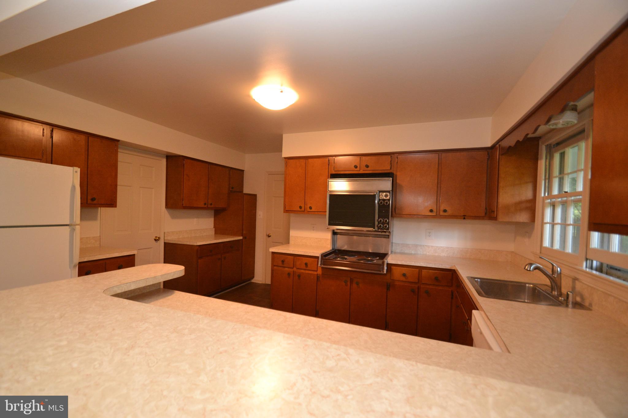 SPRING LAKE - Residential Lease