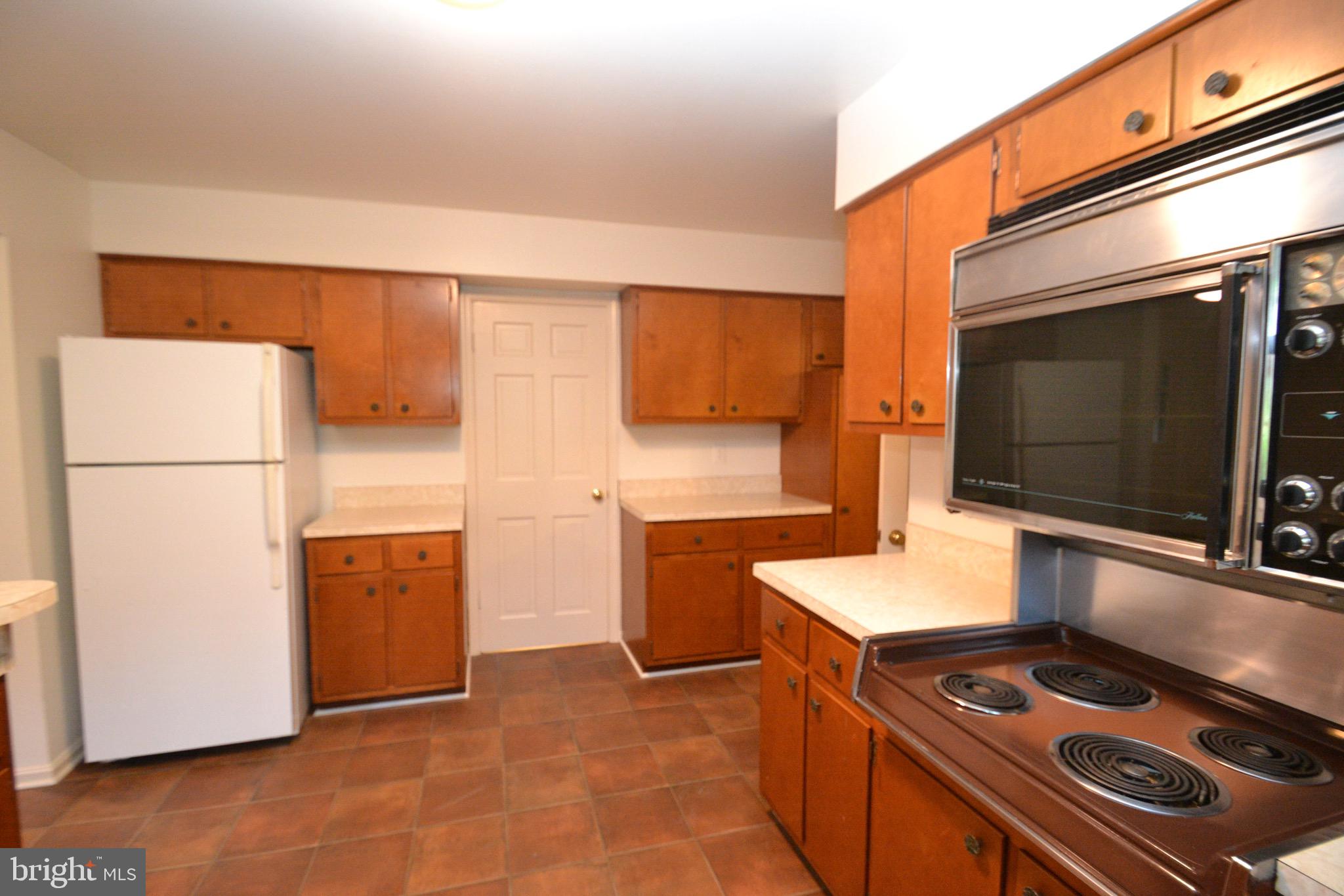 SPRING LAKE - Residential Lease